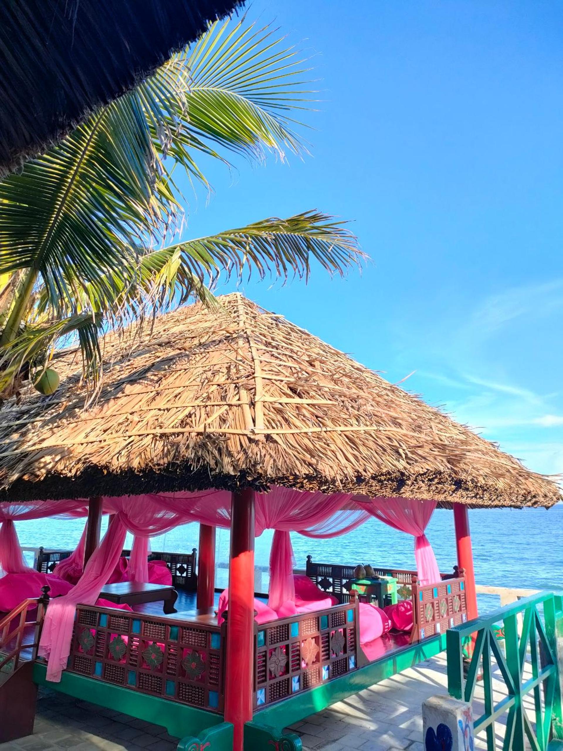 Full Moon Beach Resort