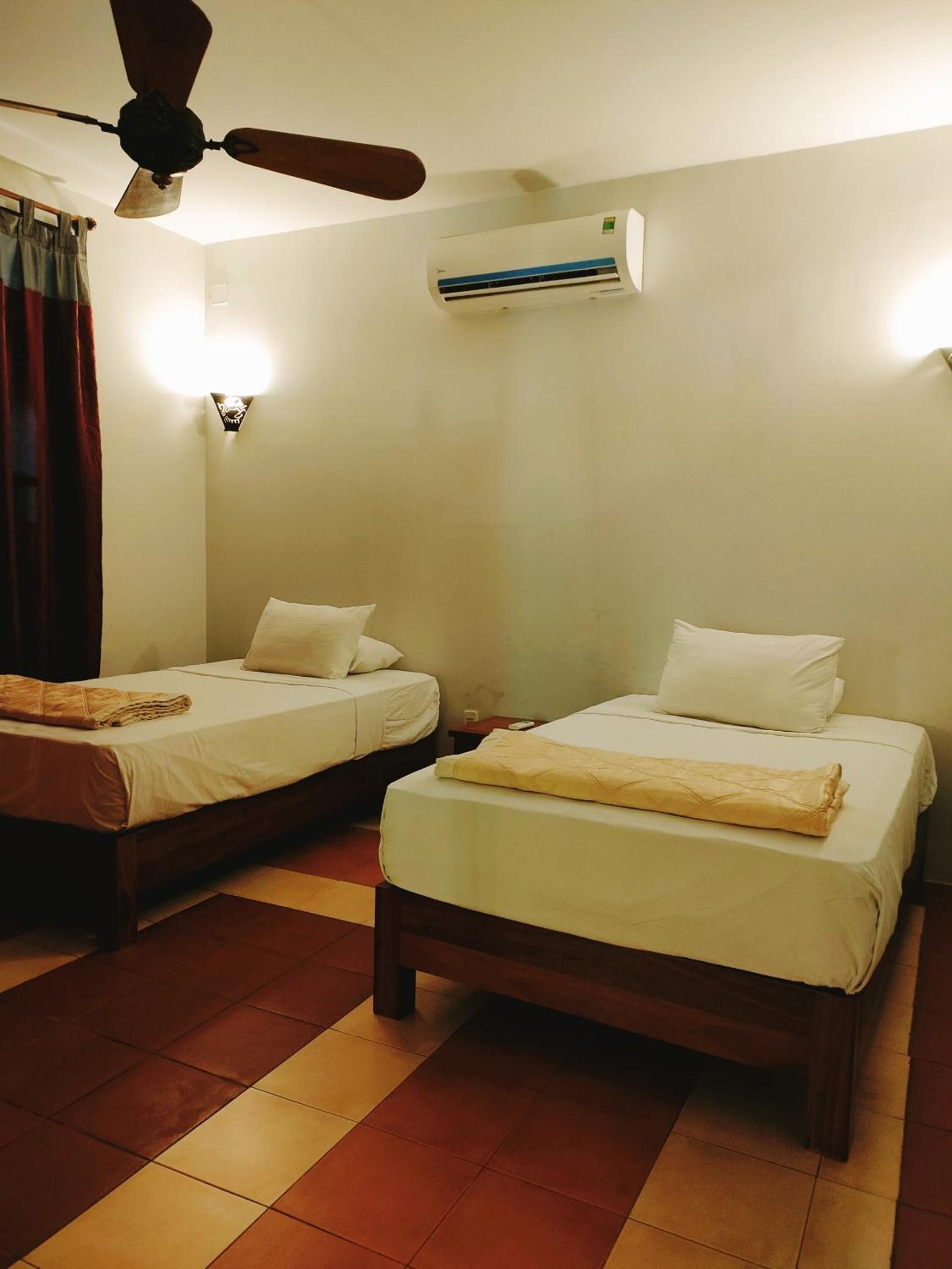 Full Moon Beach Resort