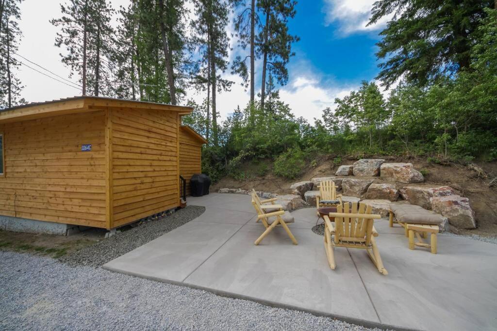 Cozy Duplex Unit - Beautiful Lake Views view 3