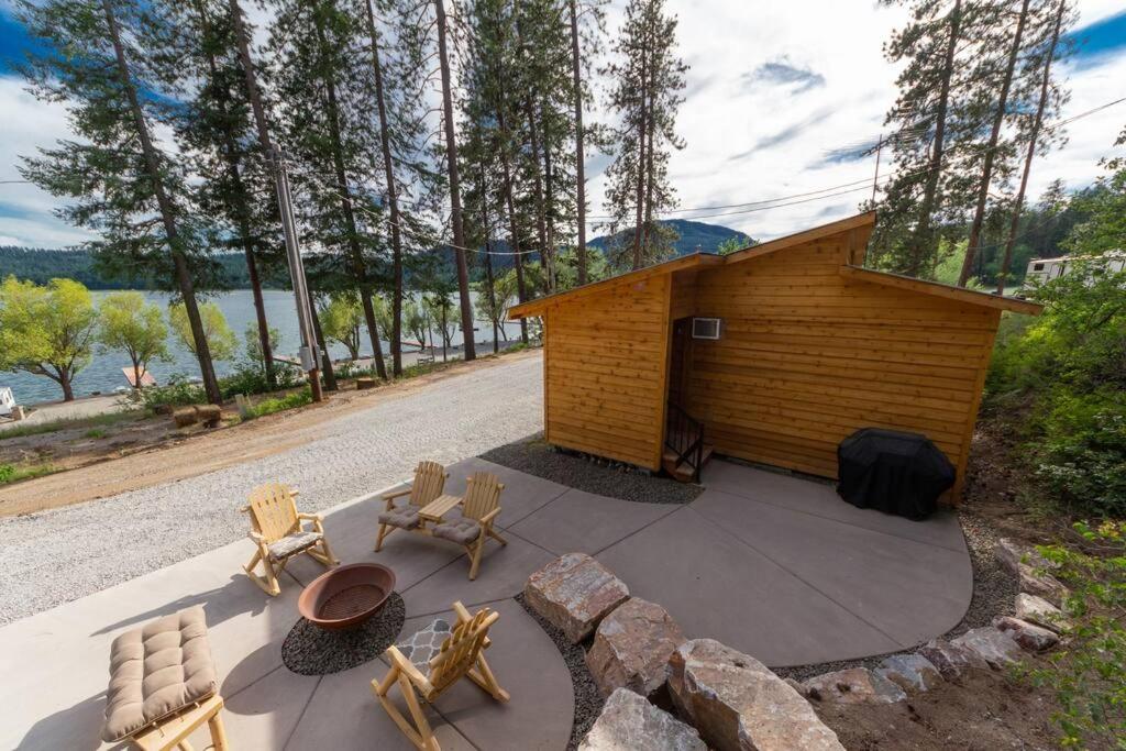 Cozy Duplex Unit - Beautiful Lake Views view 4