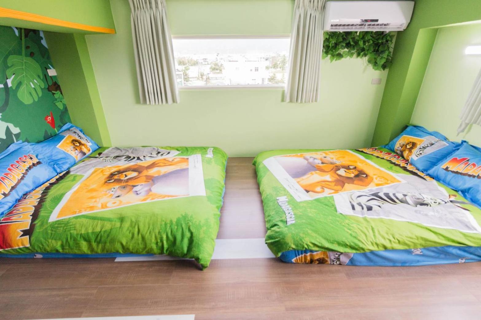 Alice Wonderland B&B