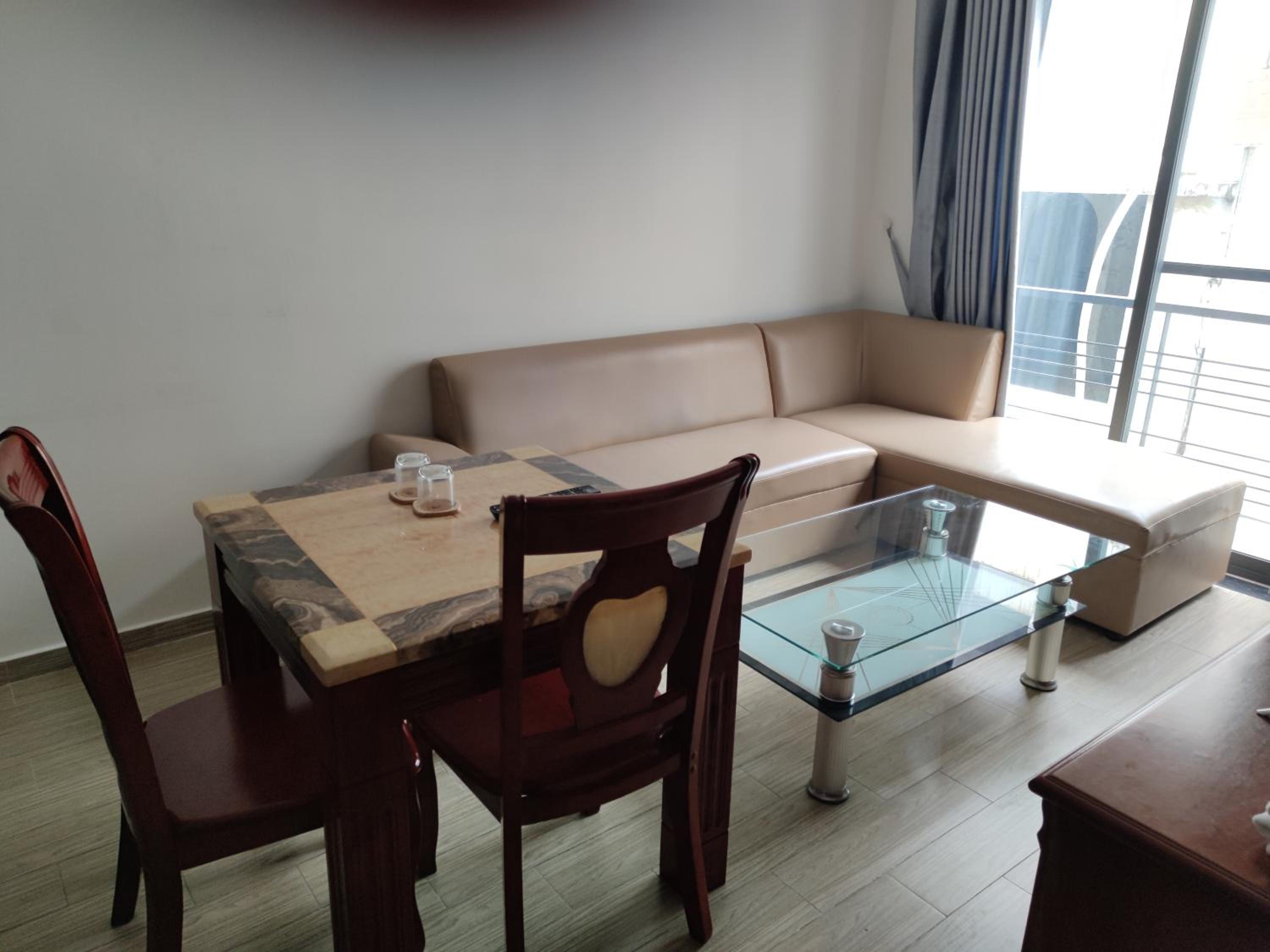 Lee's Apartment
