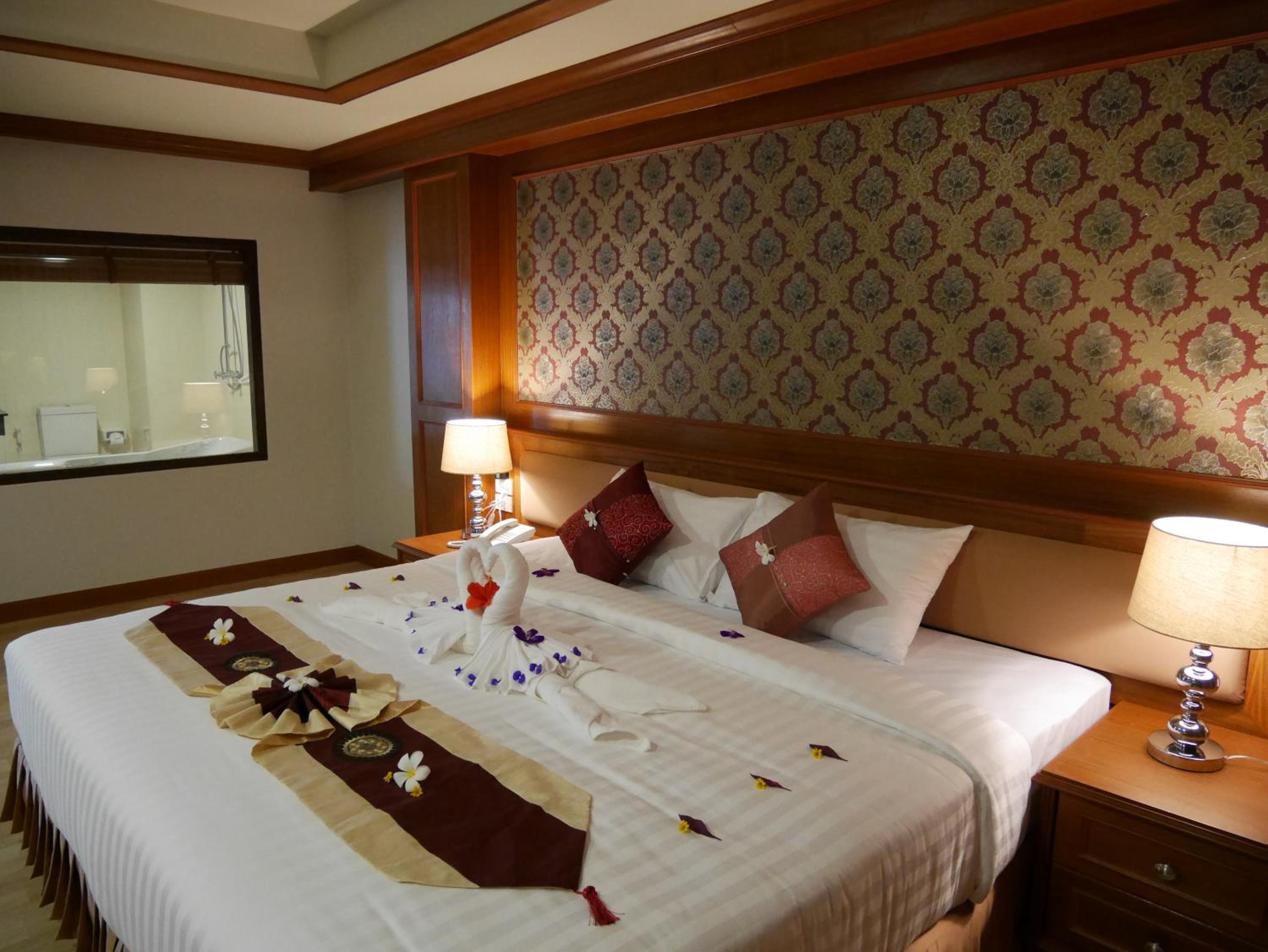 The Sunset Beach Resort - Koh Kho Khao