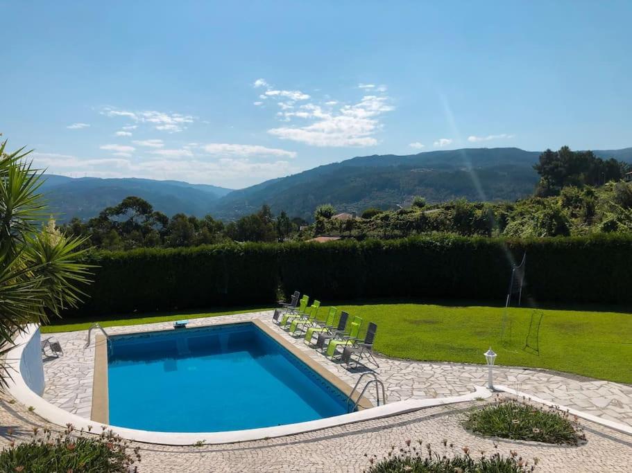 Maison familiale de caractère avec piscine view 5