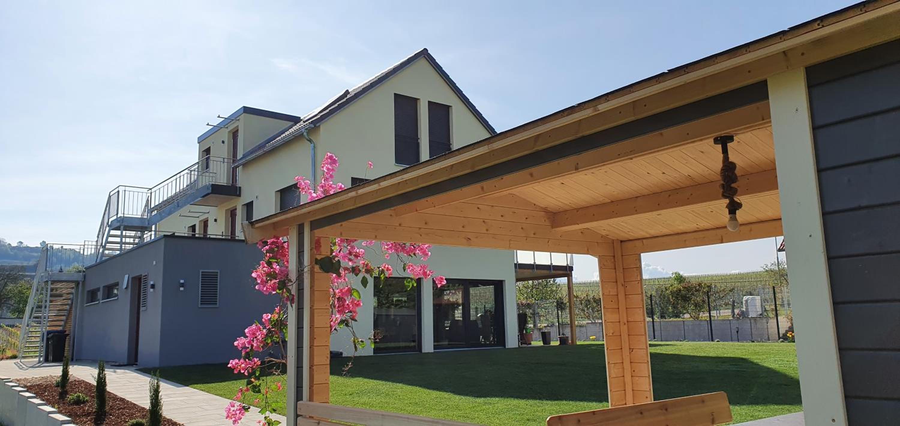Gästehaus Casa Luna - Paradiesische Ferienwohnungen am Kaiserstuhl!