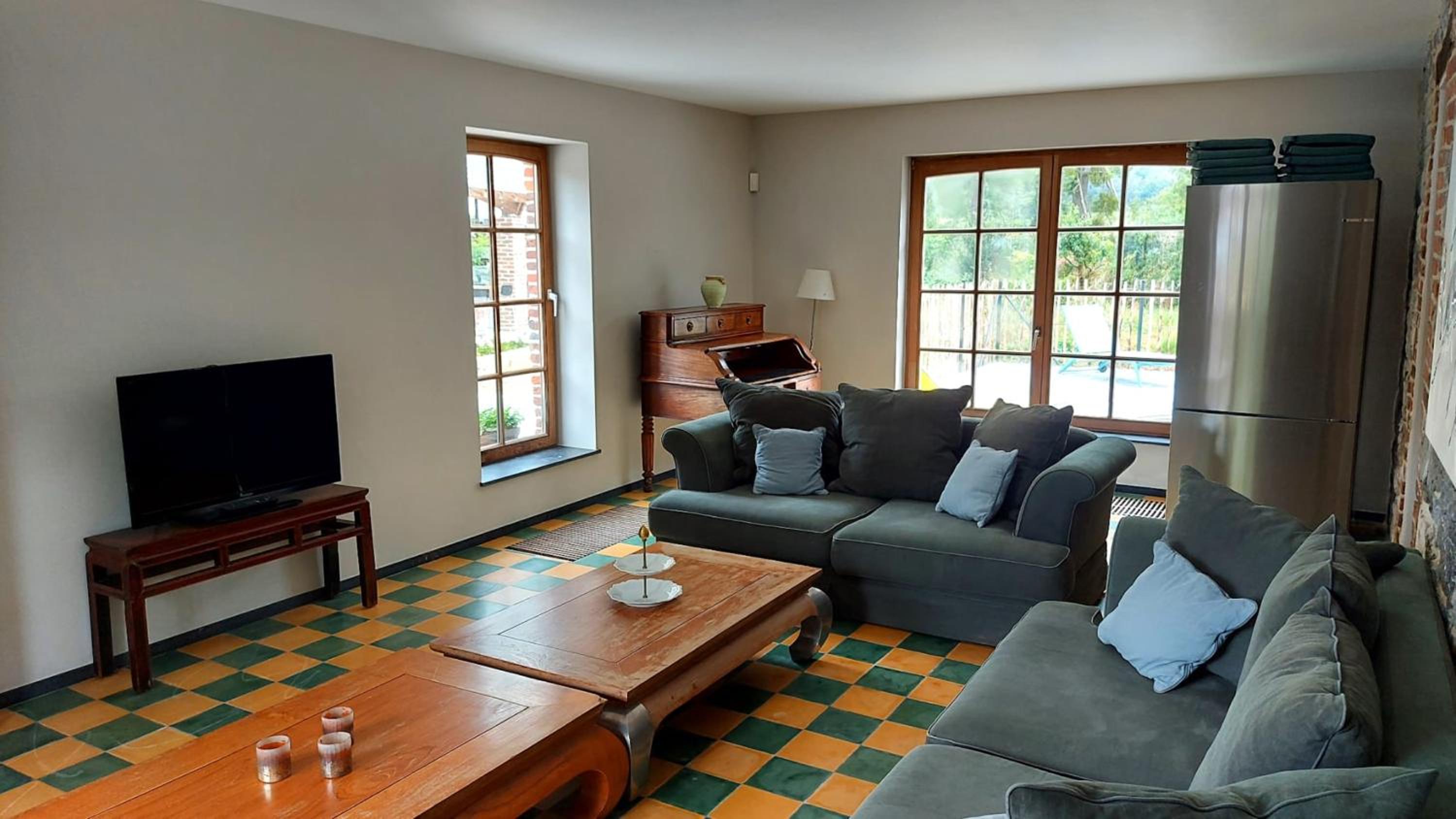 Charming House & Garden in Rochefort Boules & Terraceb