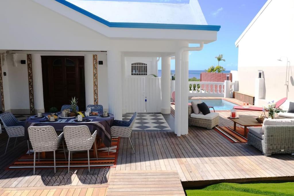 Villa Beauregard view 2