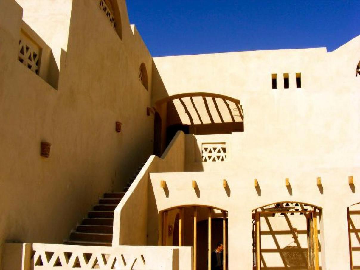 Tzila Bahariya