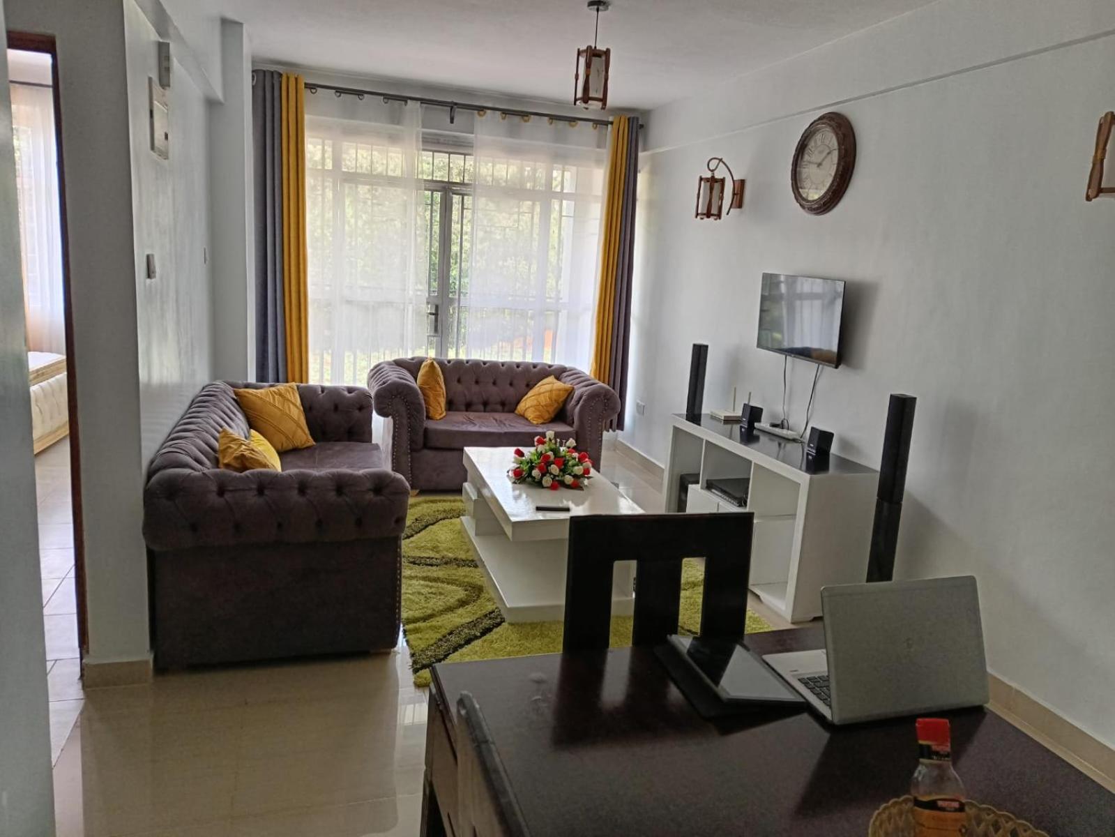 Zoe Homes Greypoint 1br and 2br Apartment 101 view 5
