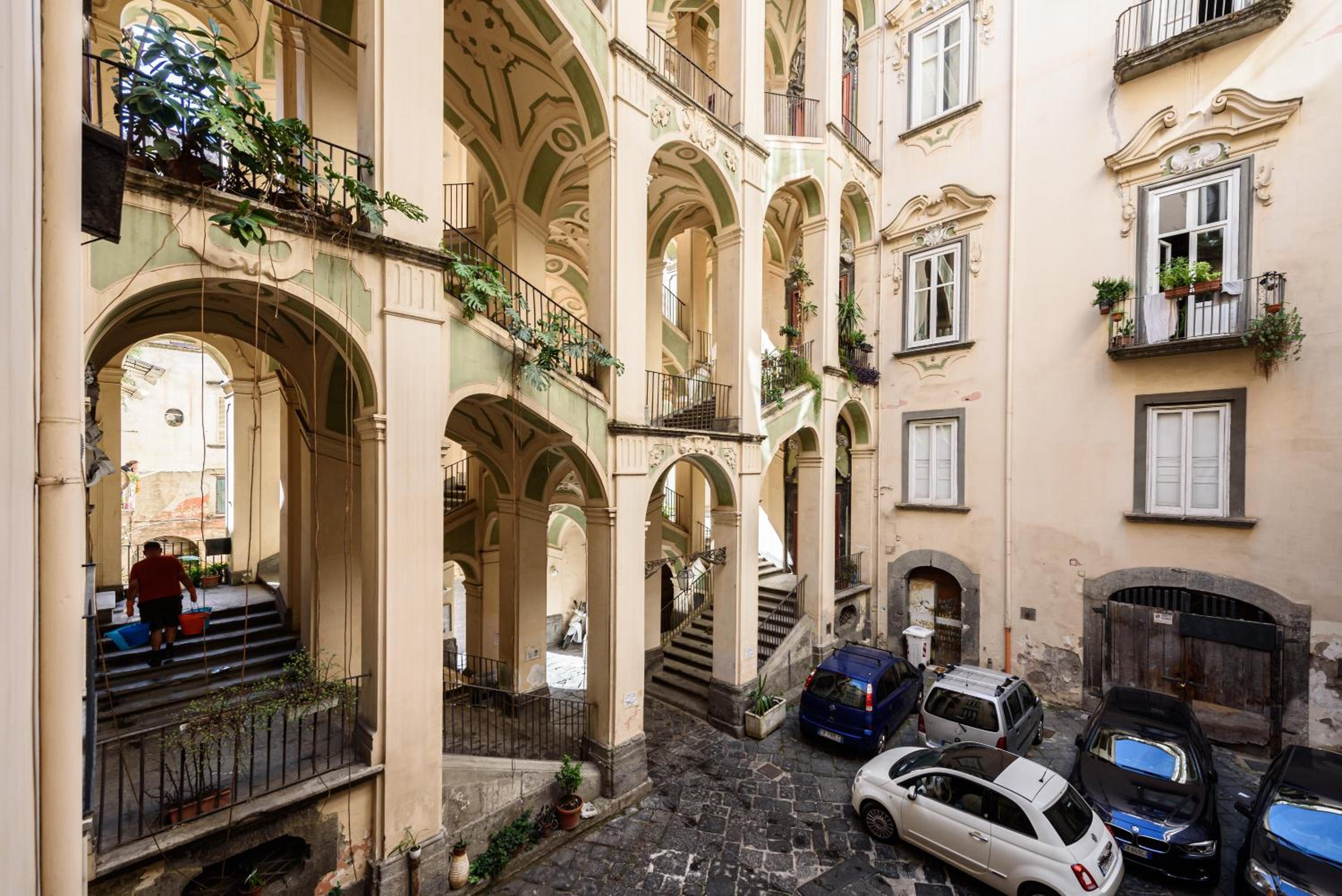 Palazzo dello Spagnolo Suite