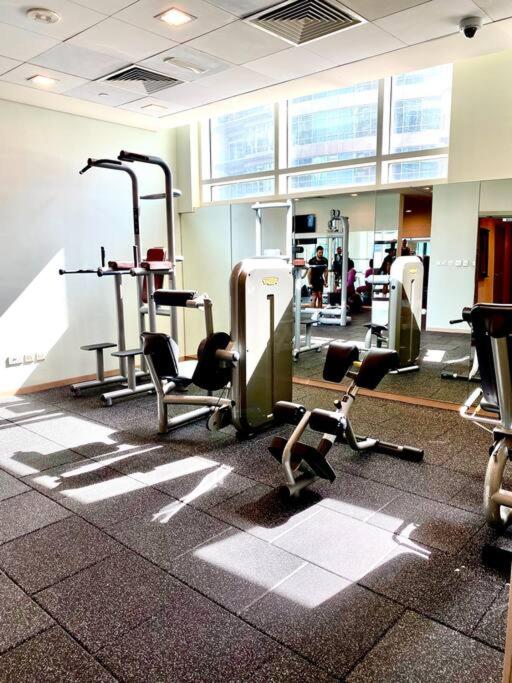 BEAUTIFUL AND COZY 2 BR APARTMENT IN THE HEART OF DOWNTOWN