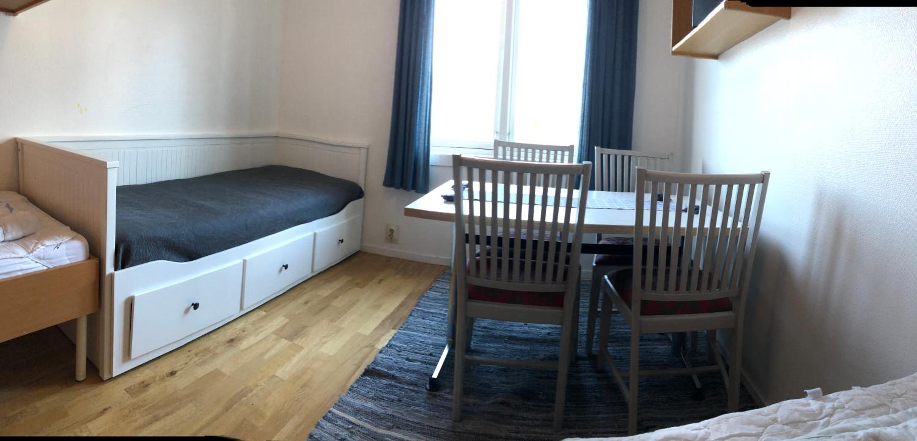 Allégården Kastlösa Vandrarhem