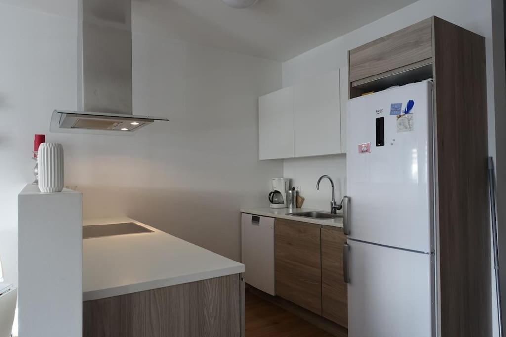 Beautiful flat in downtown Reykjavík with a view view 2
