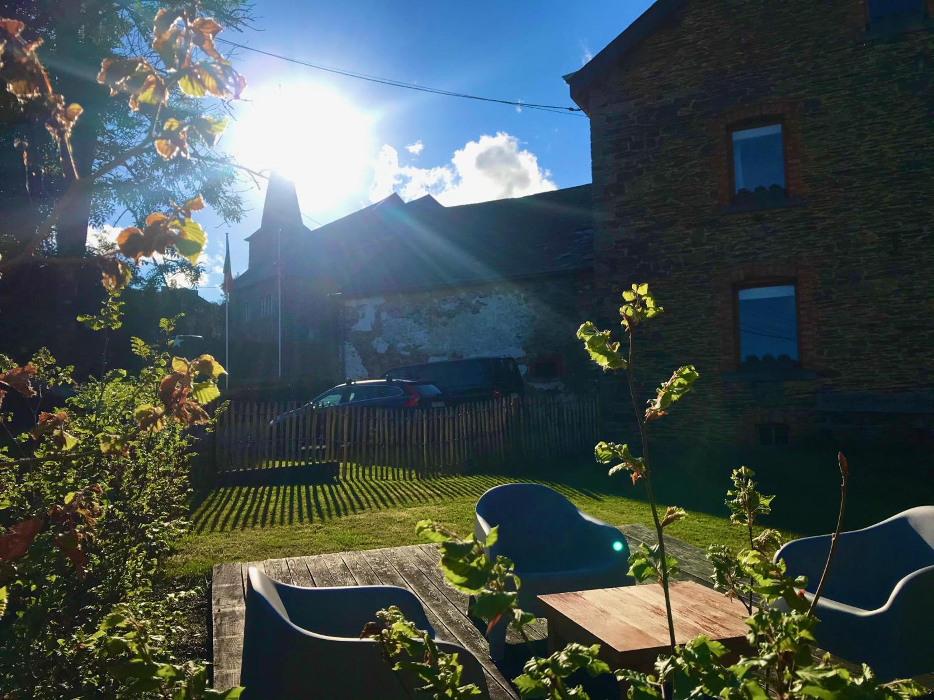 Gezellige Typisch Ardense woning met jacuzzi en grote afgesloten tuin in prachtige omgeving