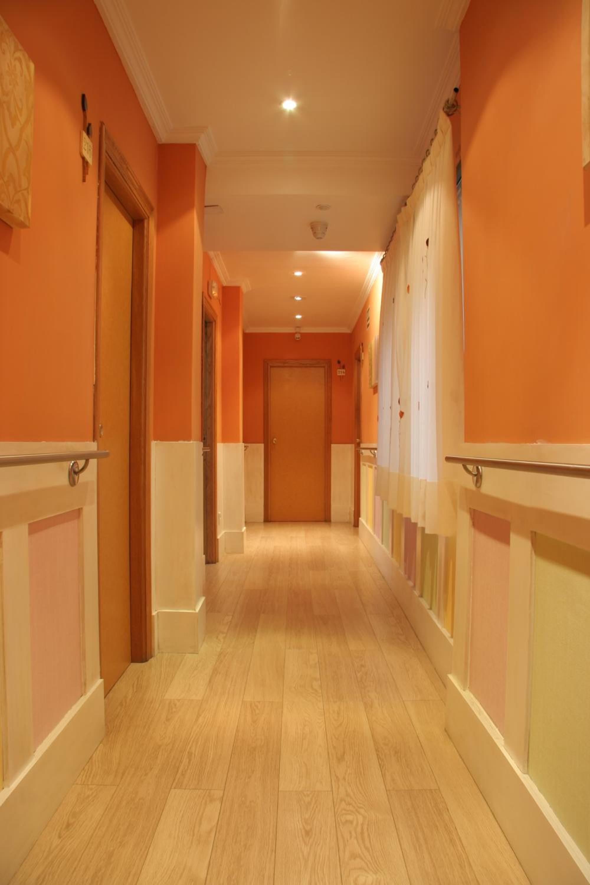 Hostal Paris
