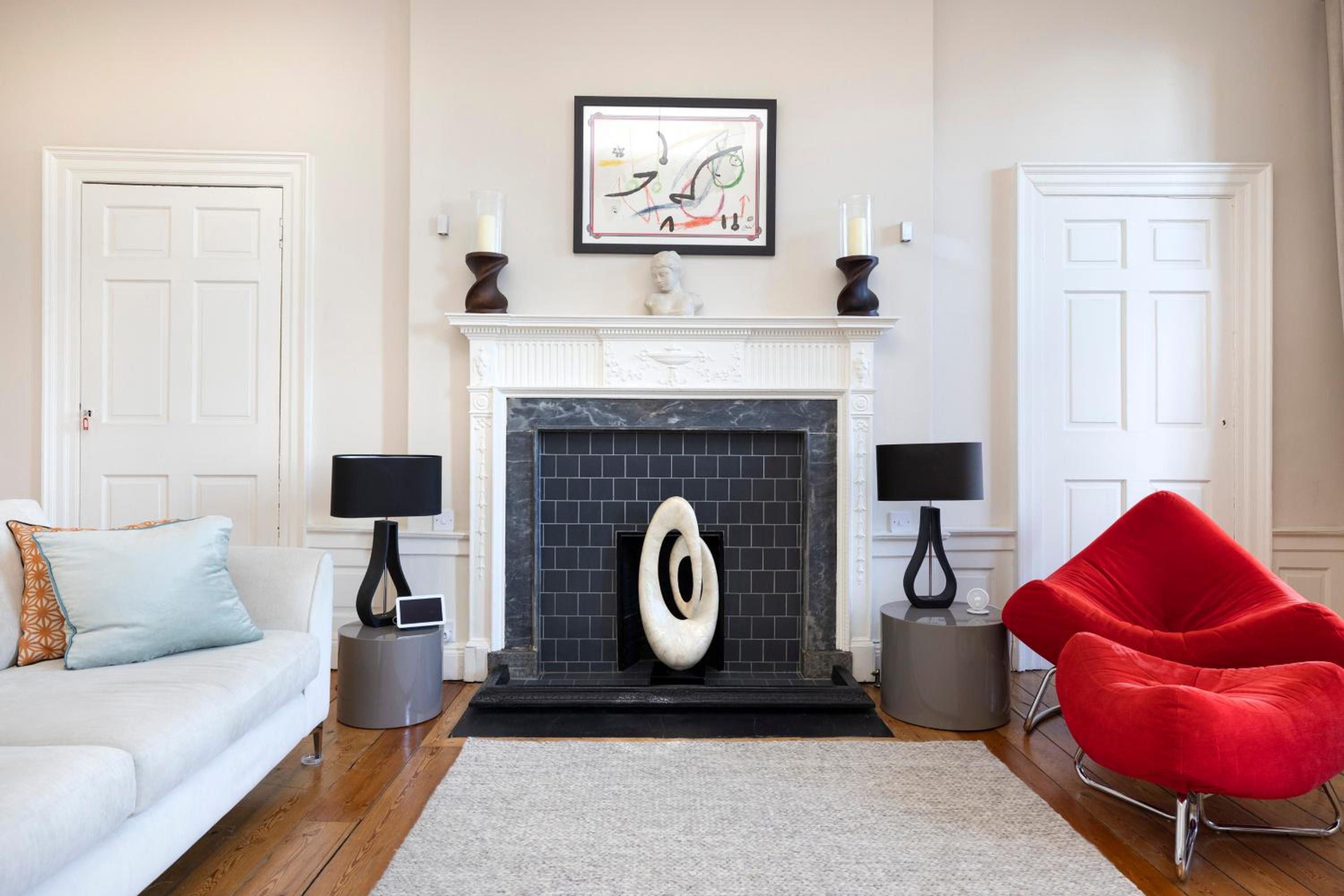 JOIVY Contemporary Flat in the New Town