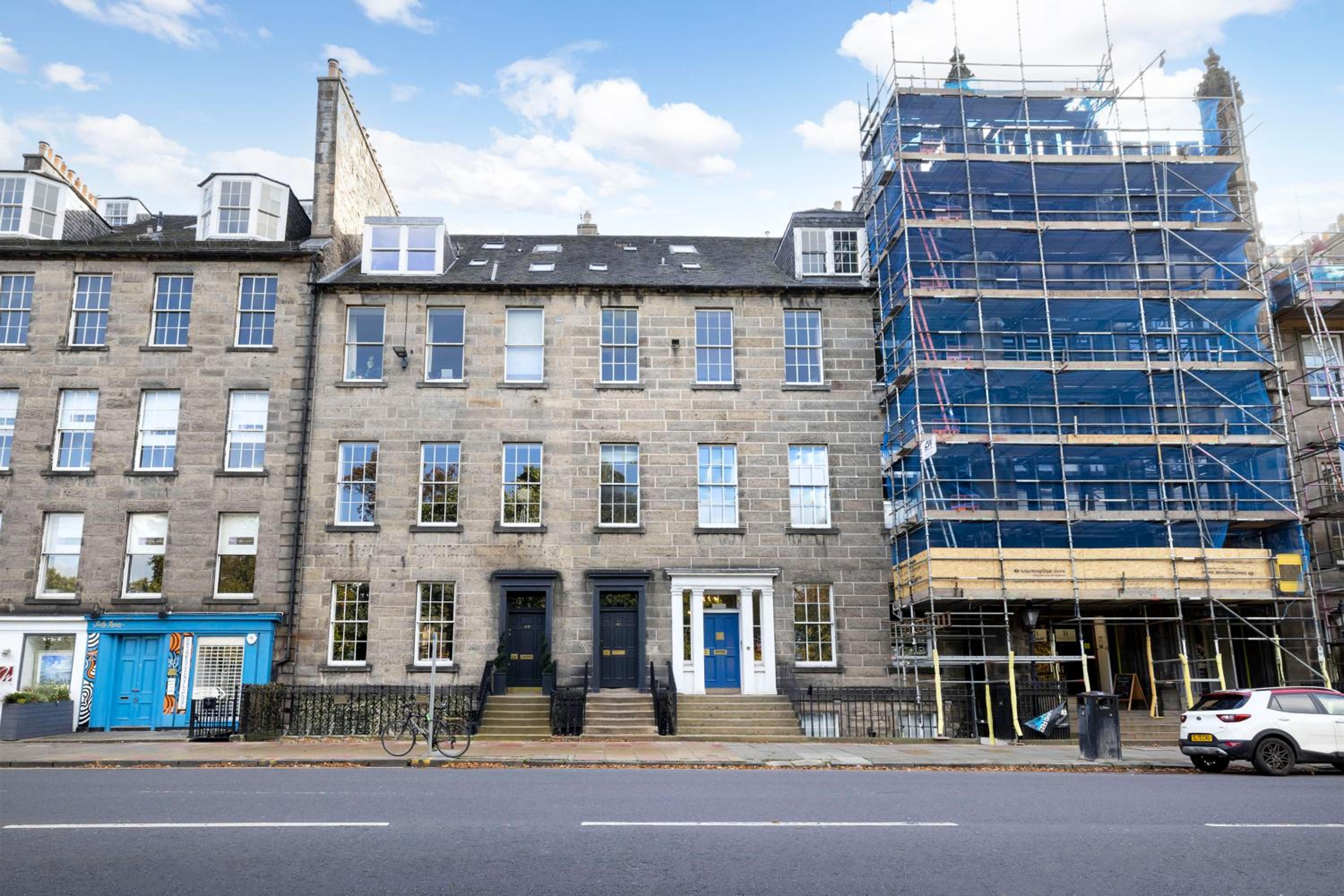 JOIVY Contemporary Flat in the New Town