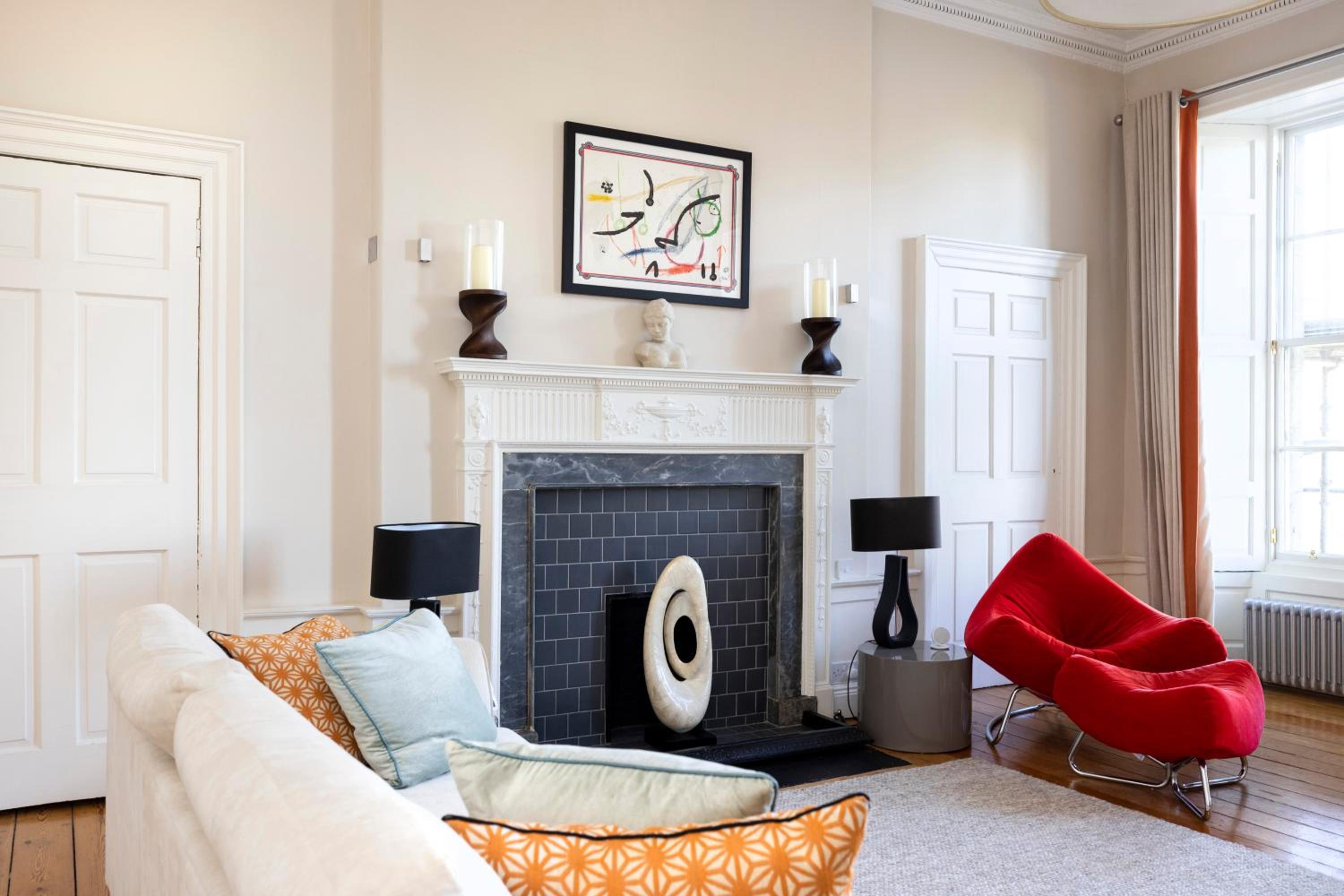 JOIVY Contemporary Flat in the New Town