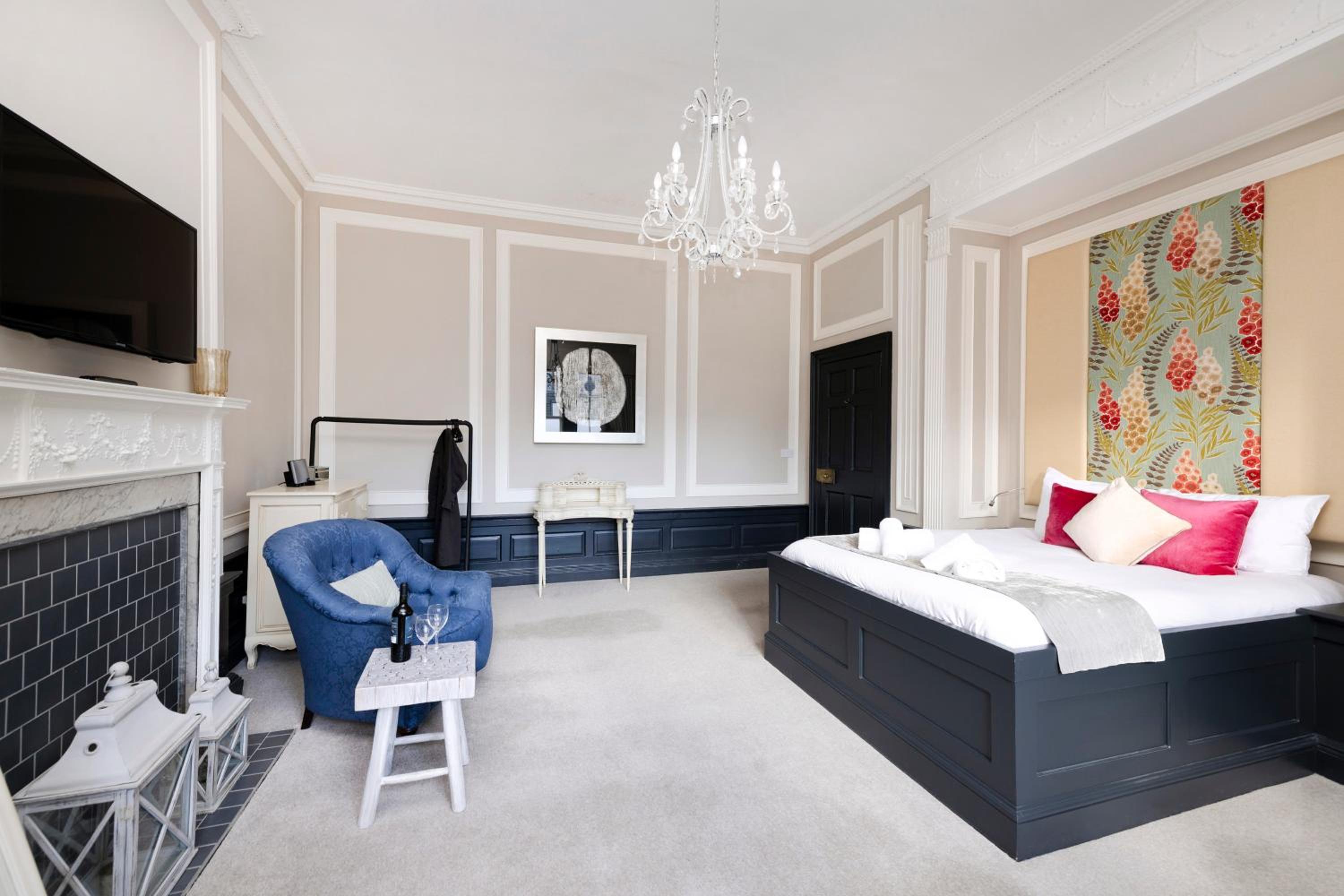 JOIVY Contemporary Flat in the New Town