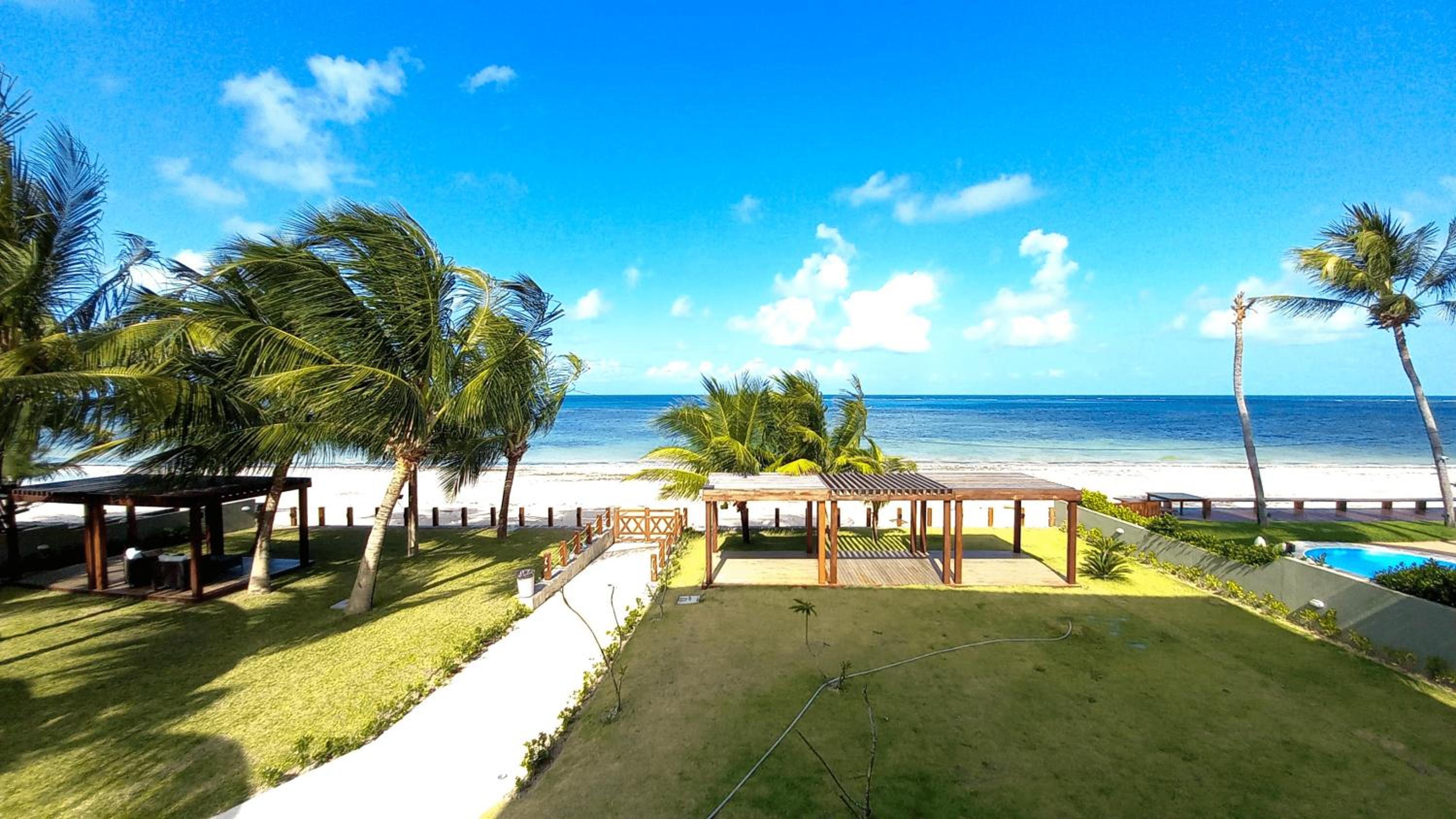 Porto Cayman Residence - Melhor trecho da Praia de Tamandaré