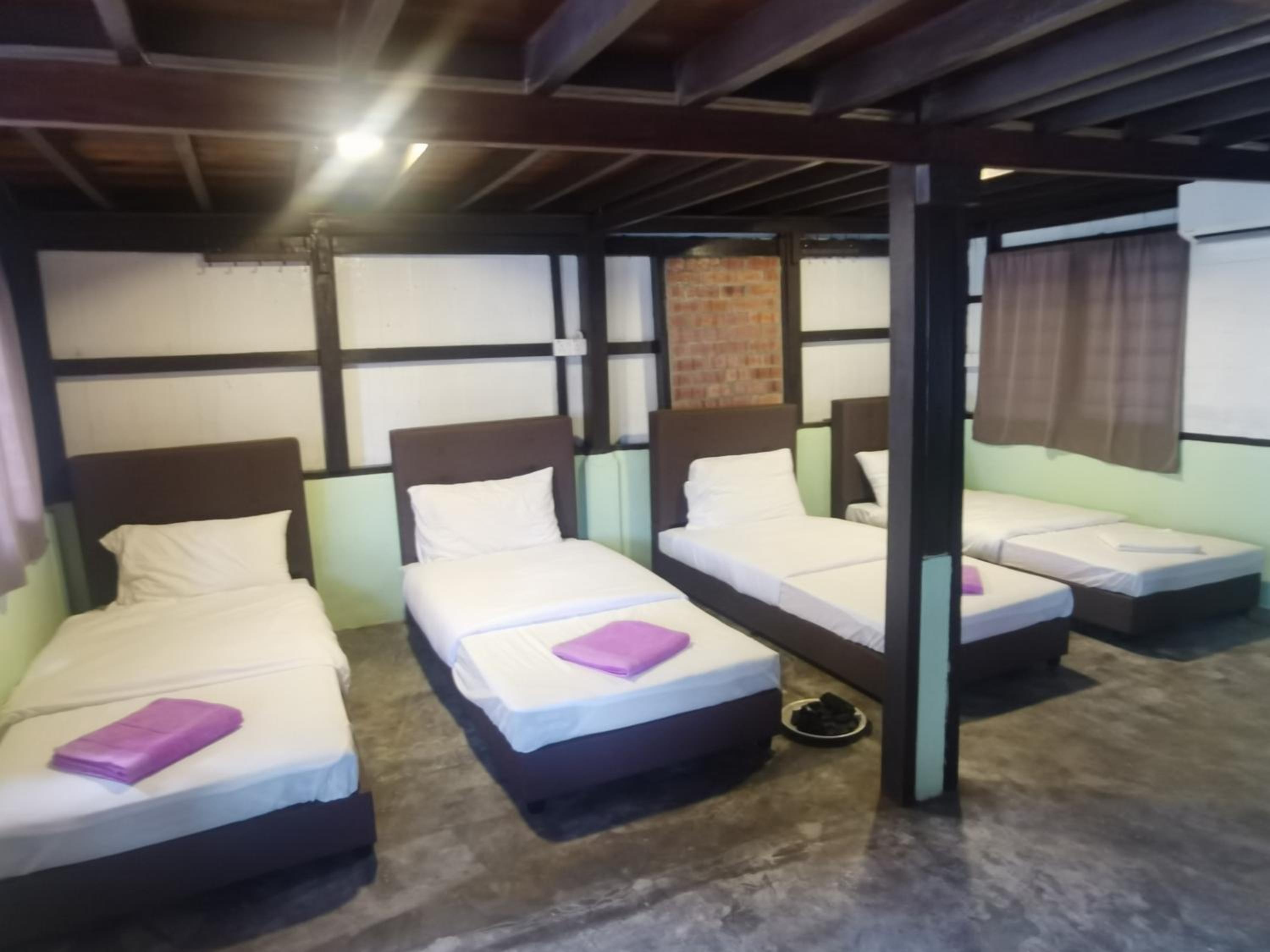 Sayang Di Kaki Bukit Homestay Near Icon City Bukit Mertajam photo 2