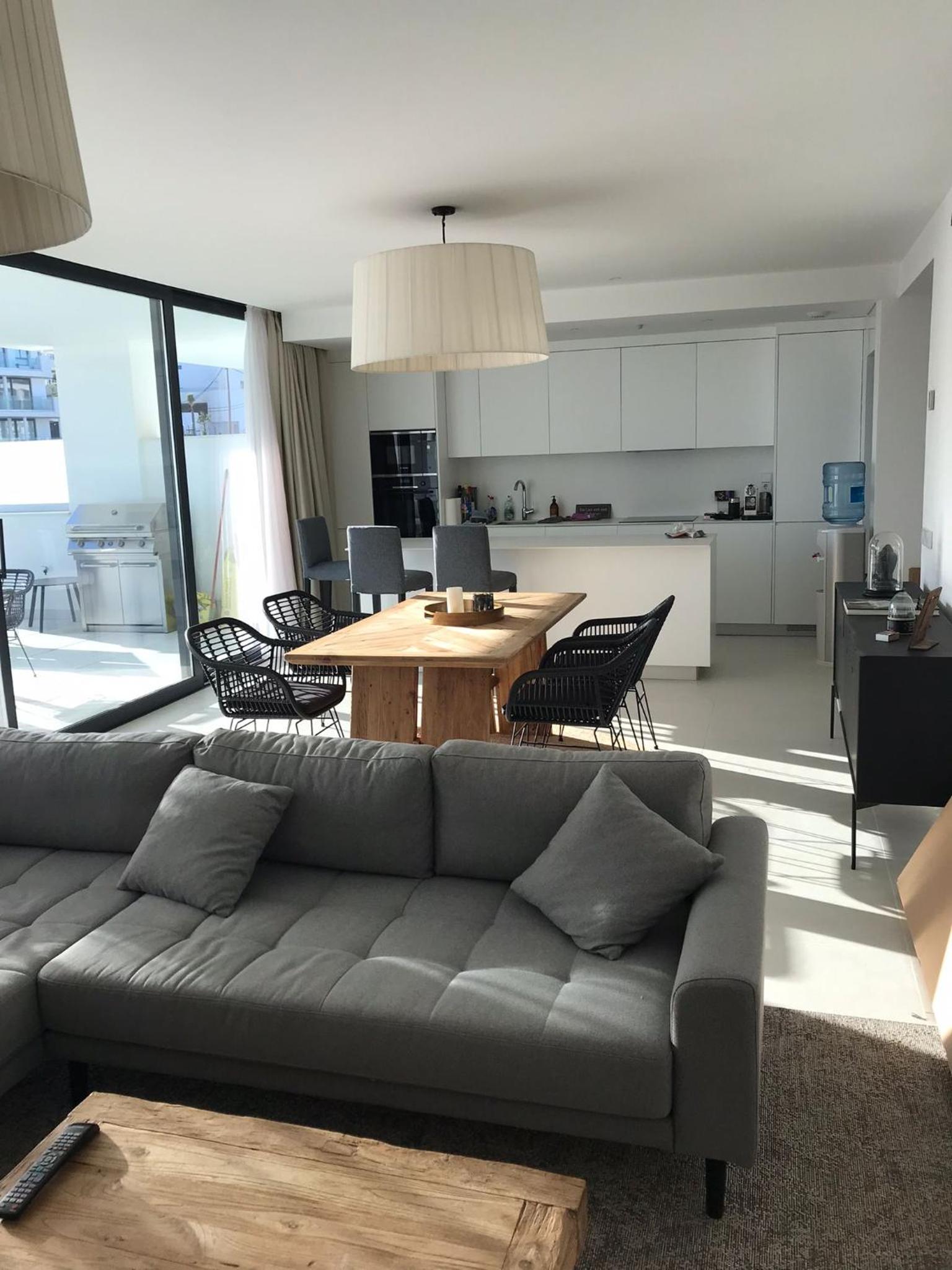 New apartment in Higueron West