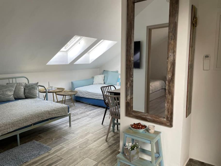 Srní-Modrý podkroví byt /dvojdomek u hotelu Vydra view 5