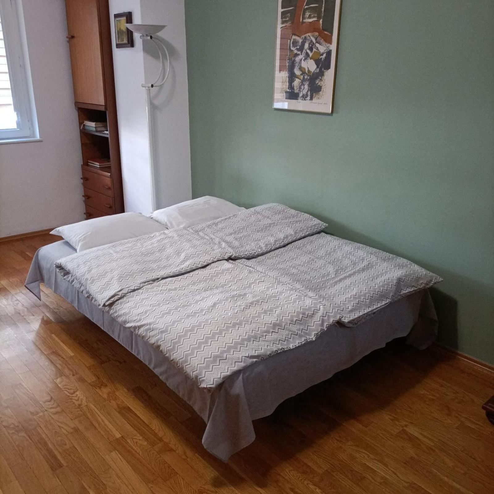 apartment24