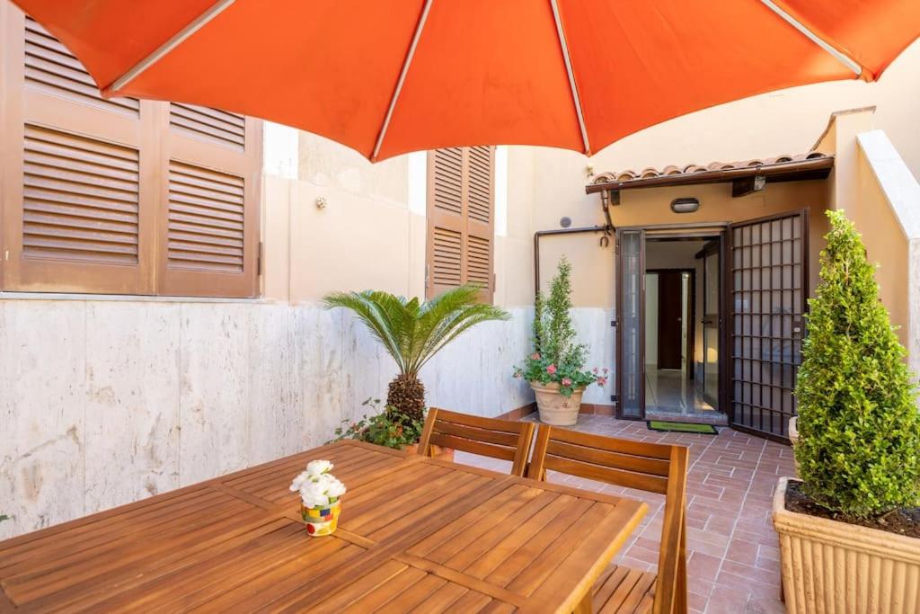 [CASA GIANNI 5 STELLE] Apartment with garden