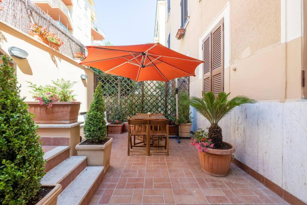 [CASA GIANNI 5 STELLE] Apartment with garden