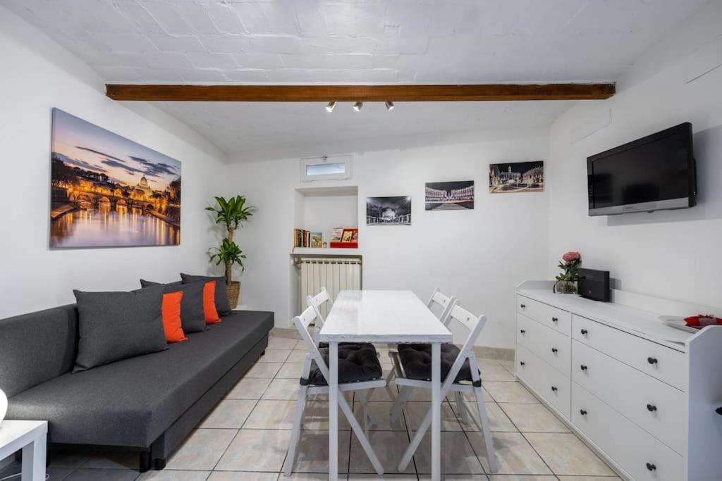 [CASA GIANNI 5 STELLE] Apartment with garden