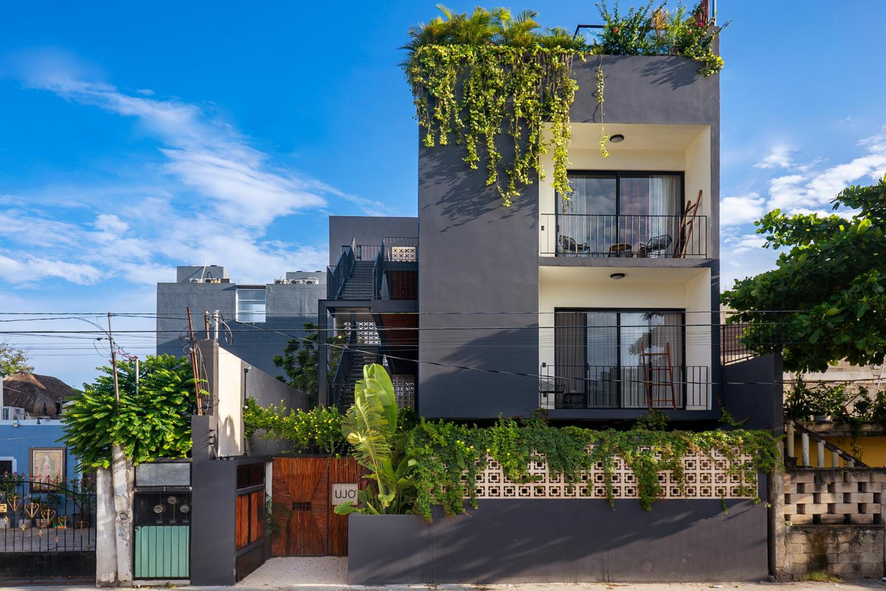 Hotel UJO Condo Boutique - Image 1