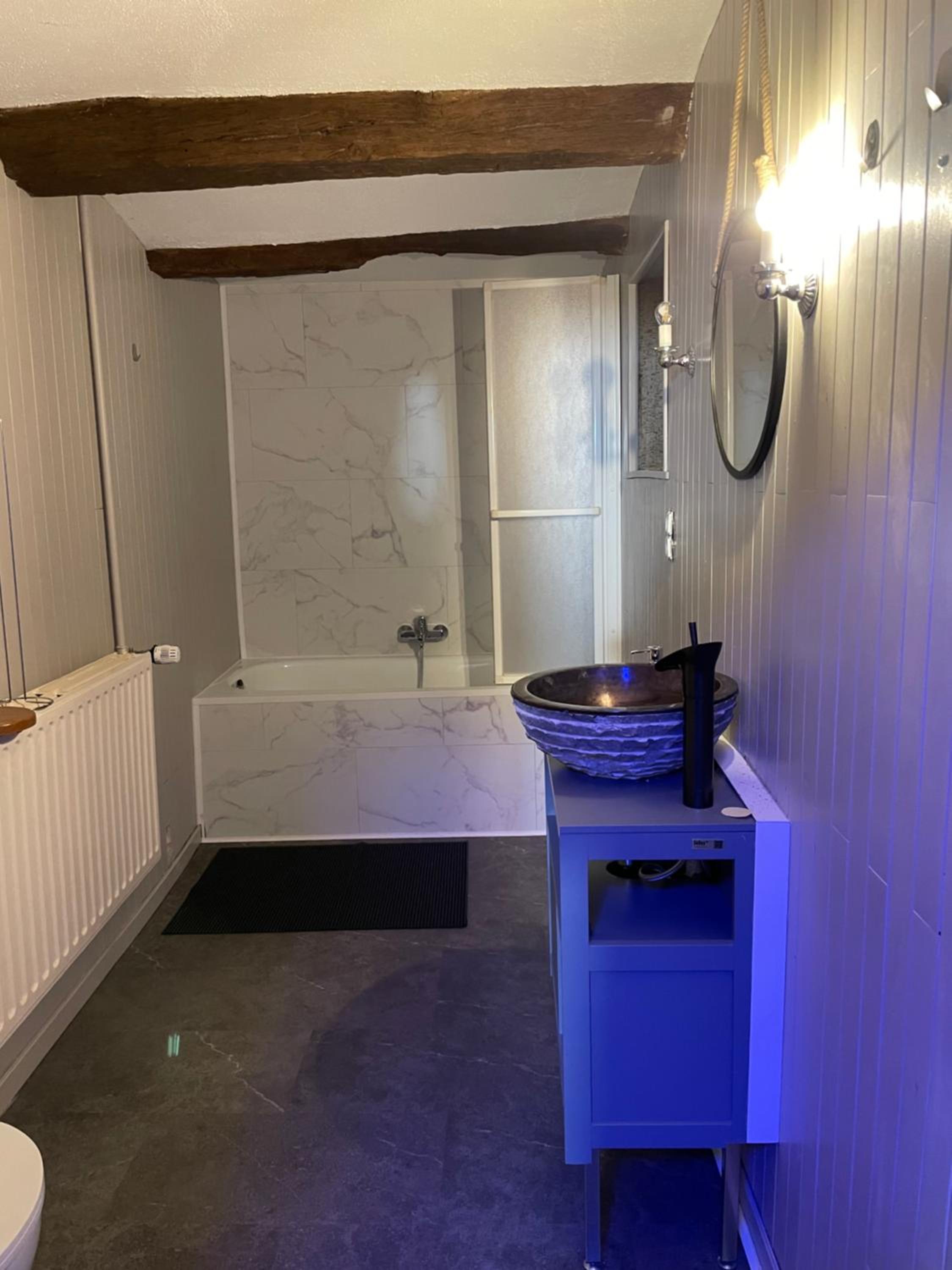 Casa Wellness Floreffe jacuzzi