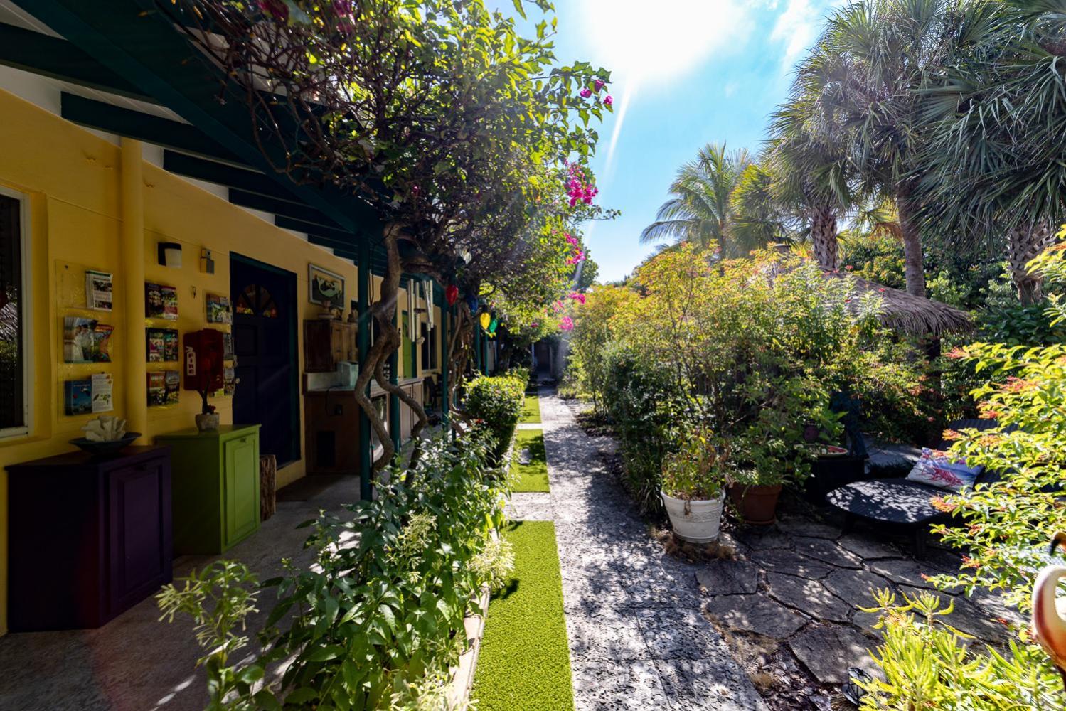 The Desoto - Oceanview Inn