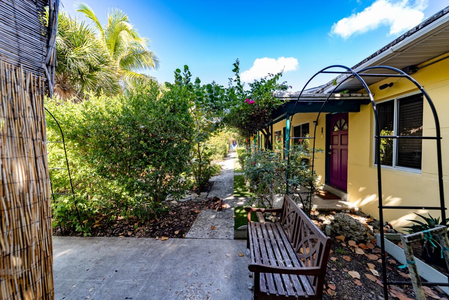 The Desoto - Oceanview Inn
