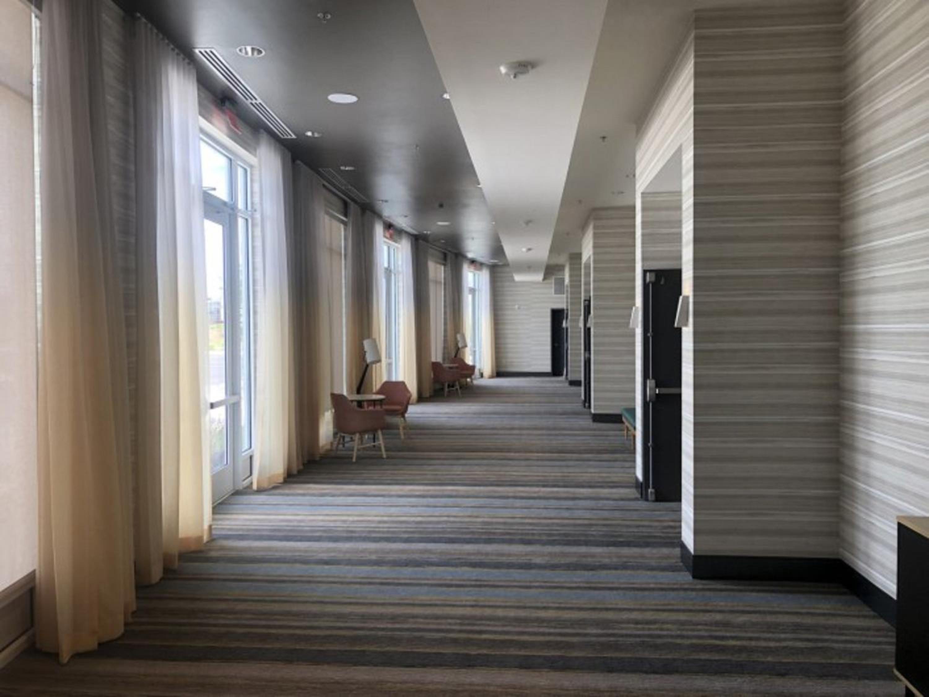 Fayetteville Vacations - Holiday Inn Suites - Fayetteville W-Fort Bragg Area, an IHG Hotel - Property Image 3