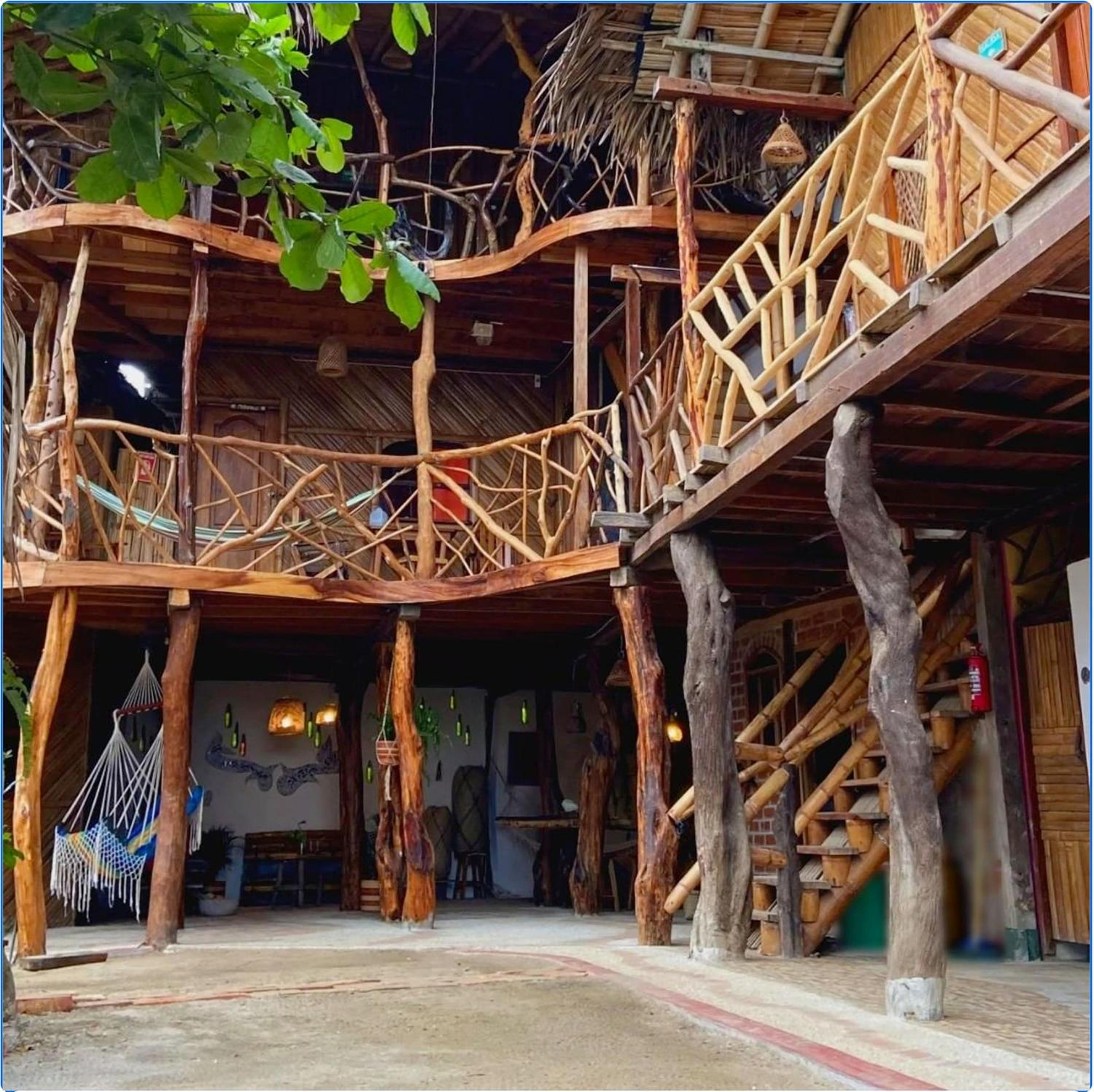 Hostal Olmito Canoa