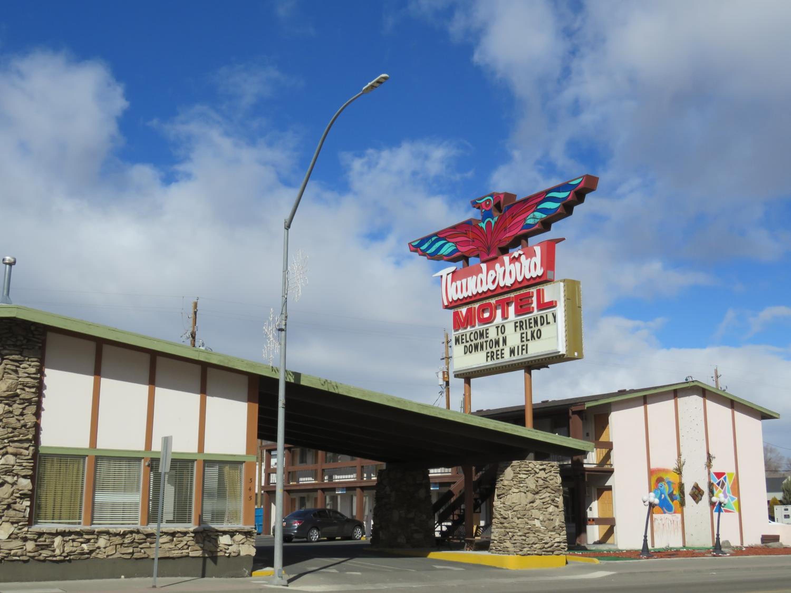 Elko Vacations - Thunderbird Motel - Property Image 16