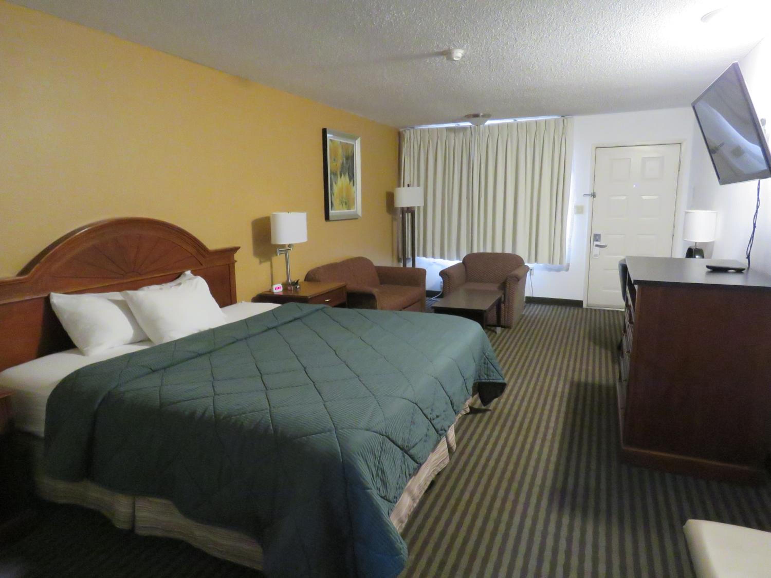 Elko Vacations - Thunderbird Motel - Property Image 58