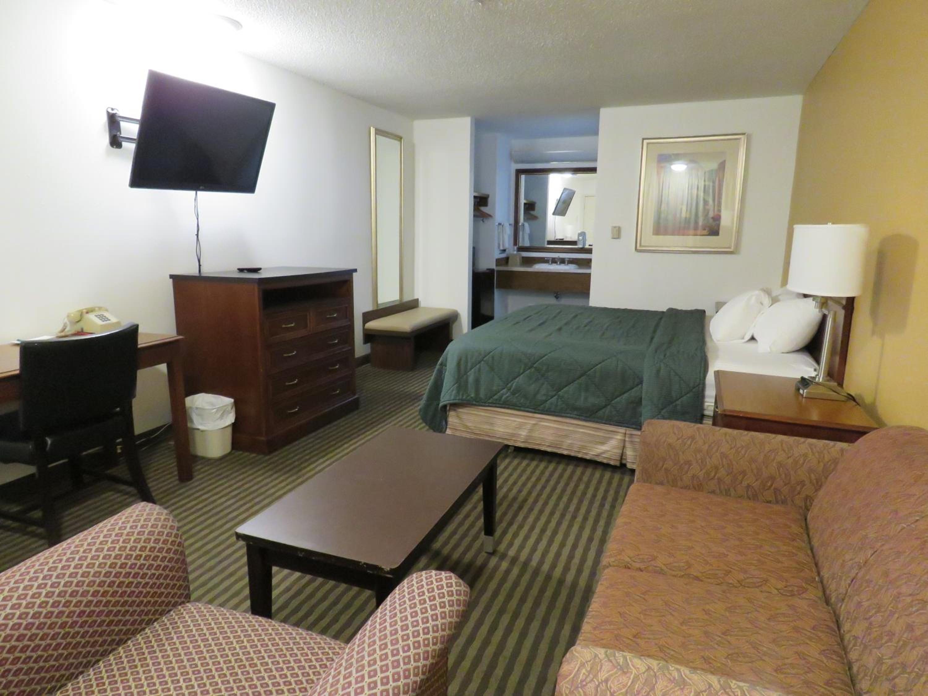 Elko Vacations - Thunderbird Motel - Property Image 5