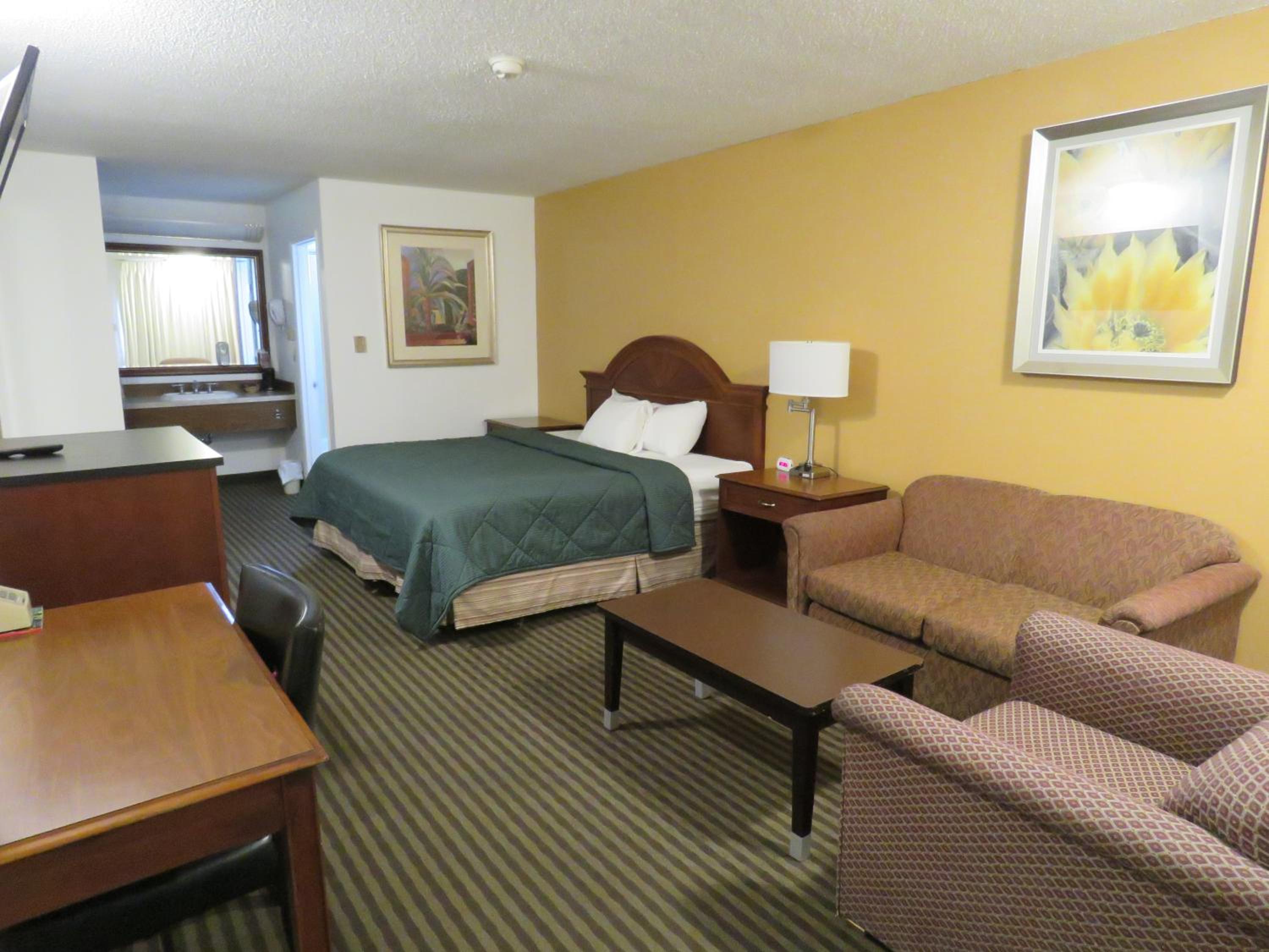 Elko Vacations - Thunderbird Motel - Property Image 4