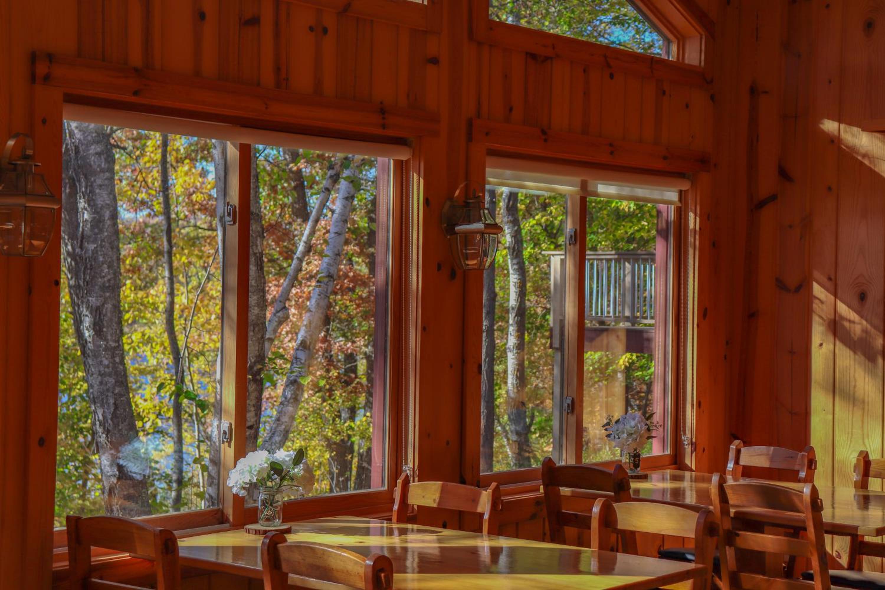 Lost Lake Lodge