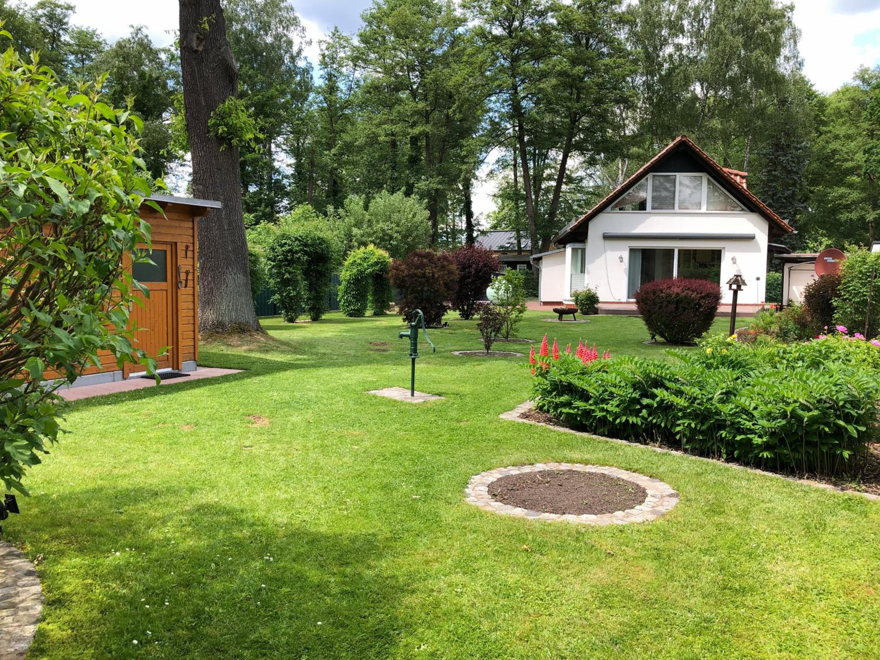 Ferienhaus direkt an der Spree mit Whirlpool und Sauna