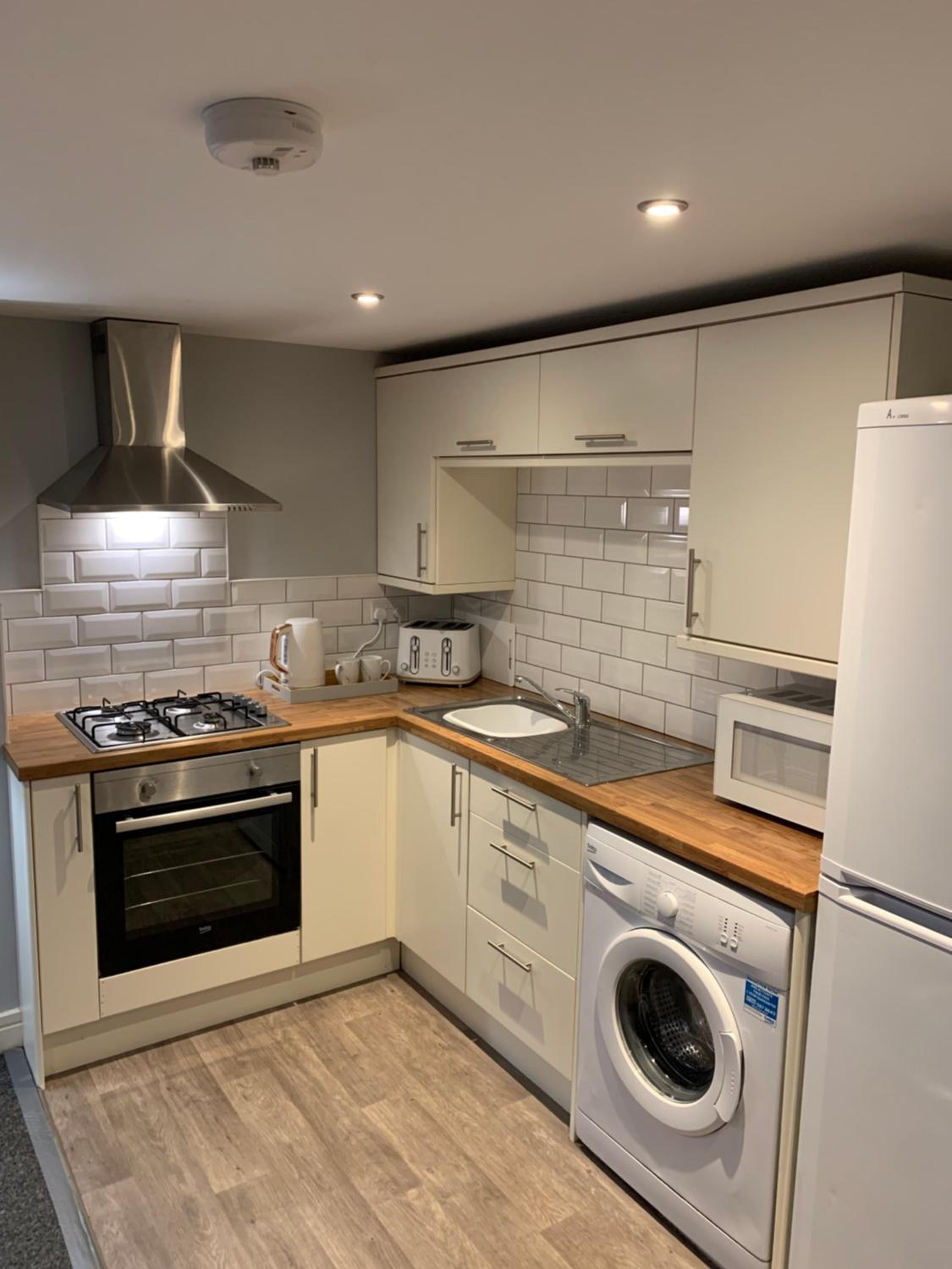 Fantastic 1 Bedroom Basement flat with free parking