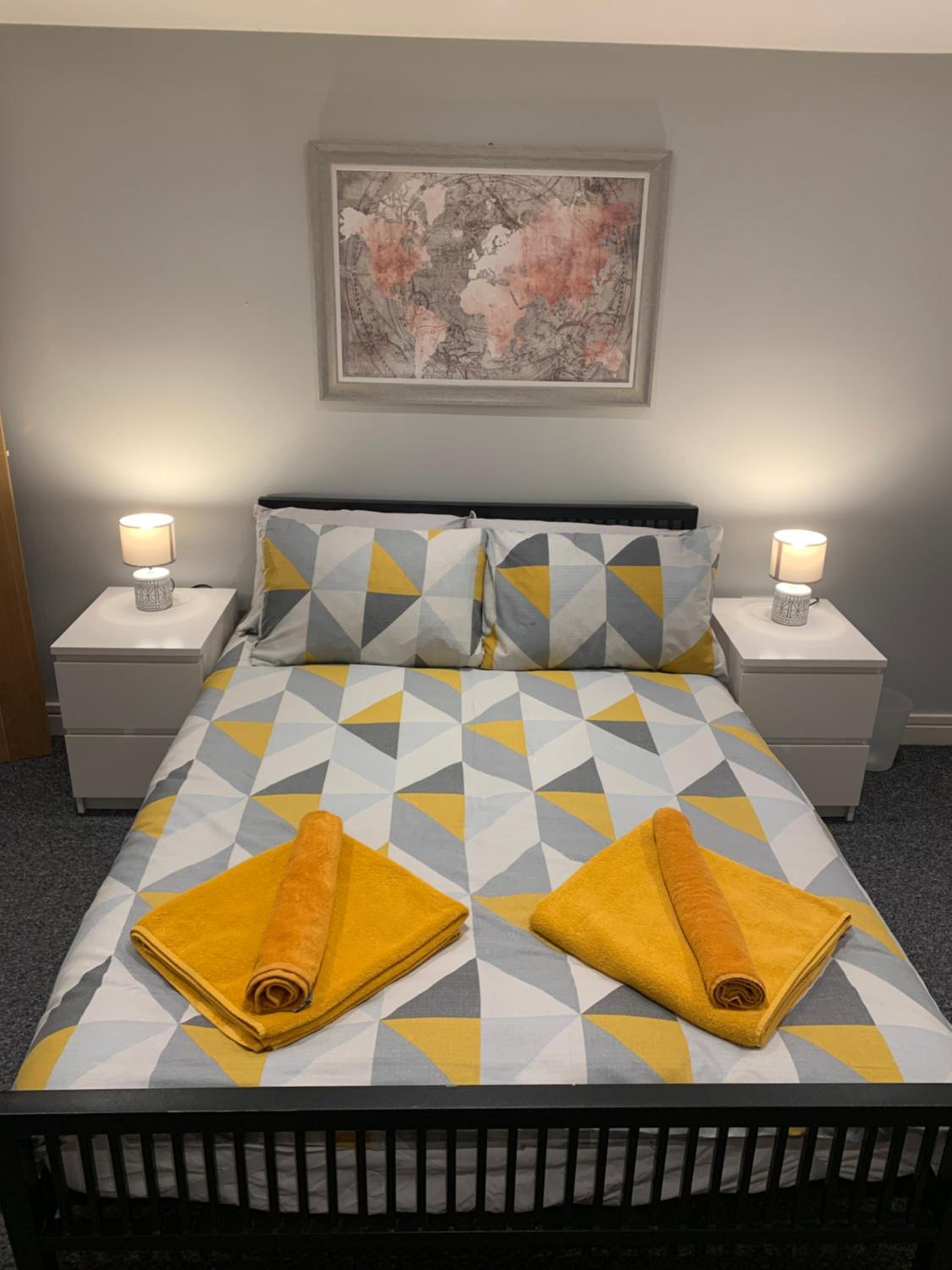 Fantastic 1 Bedroom Basement flat with free parking