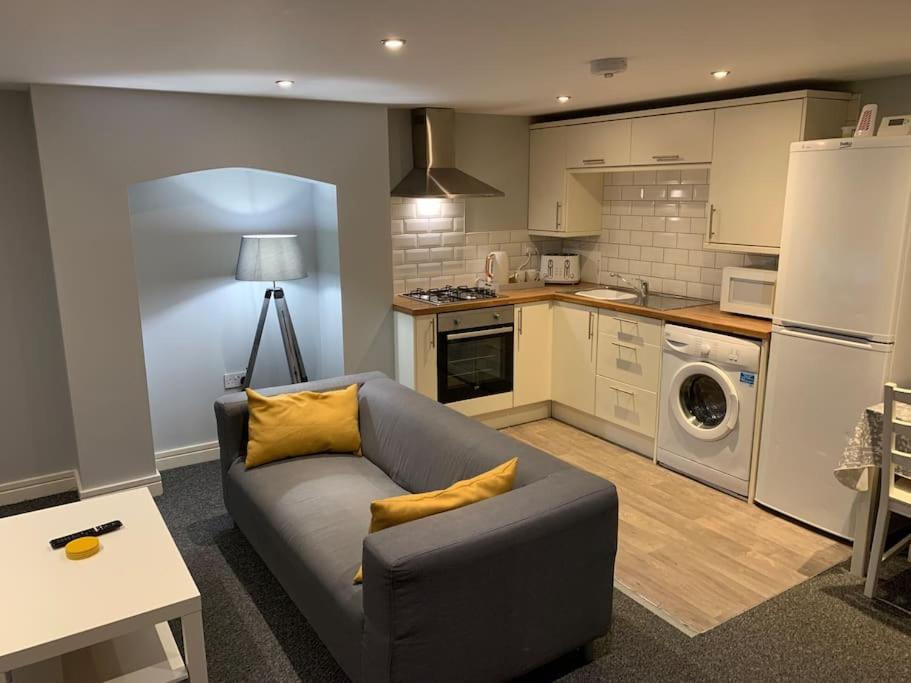 Fantastic 1 Bedroom Basement flat with free parking