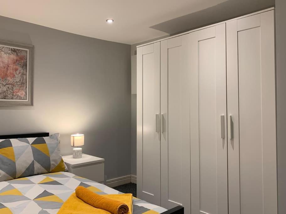 Fantastic 1 Bedroom Basement flat with free parking