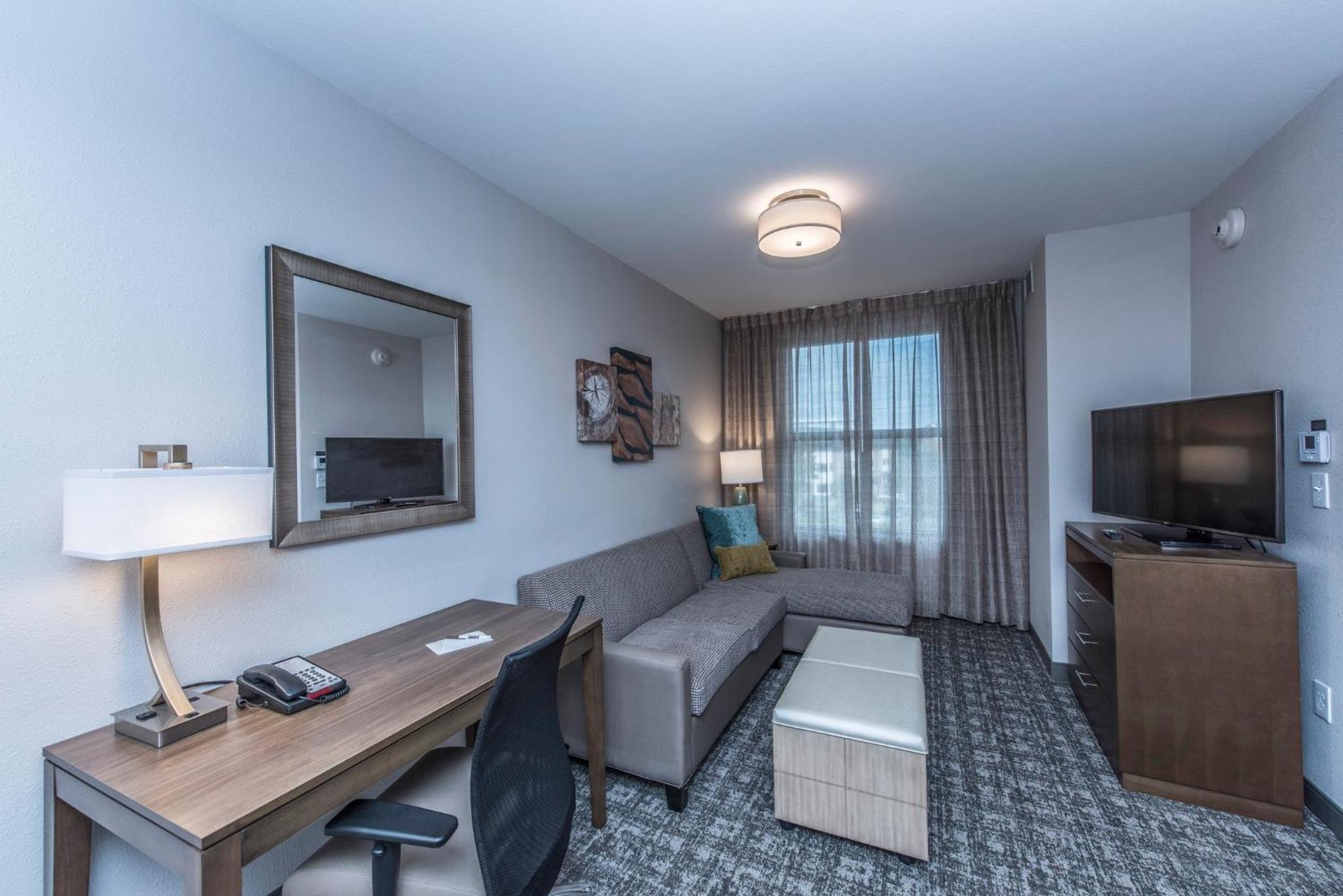 Staybridge Suites Charleston - Mount Pleasant by IHG - Image 2