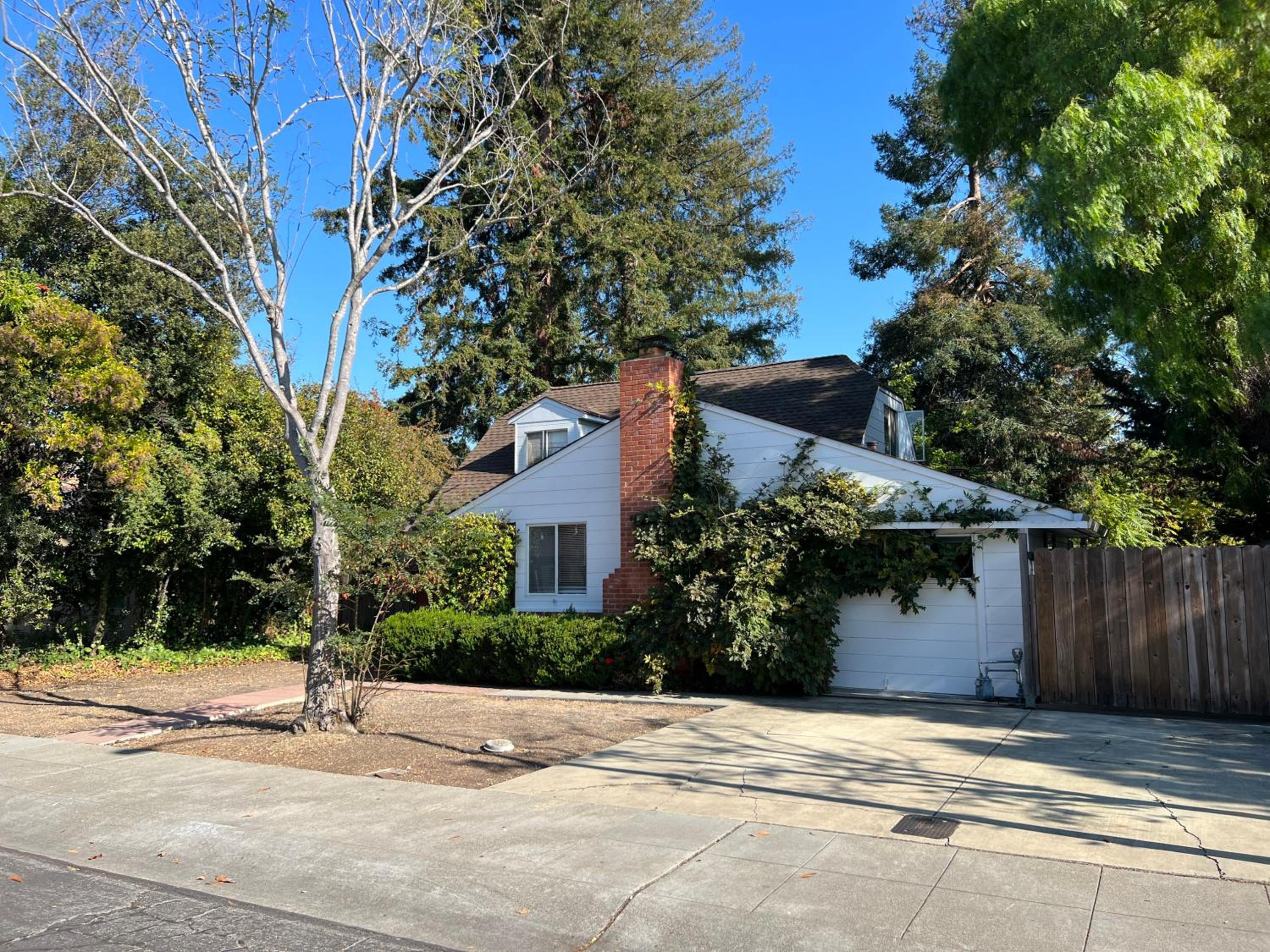 Startup House Palo Alto view 4