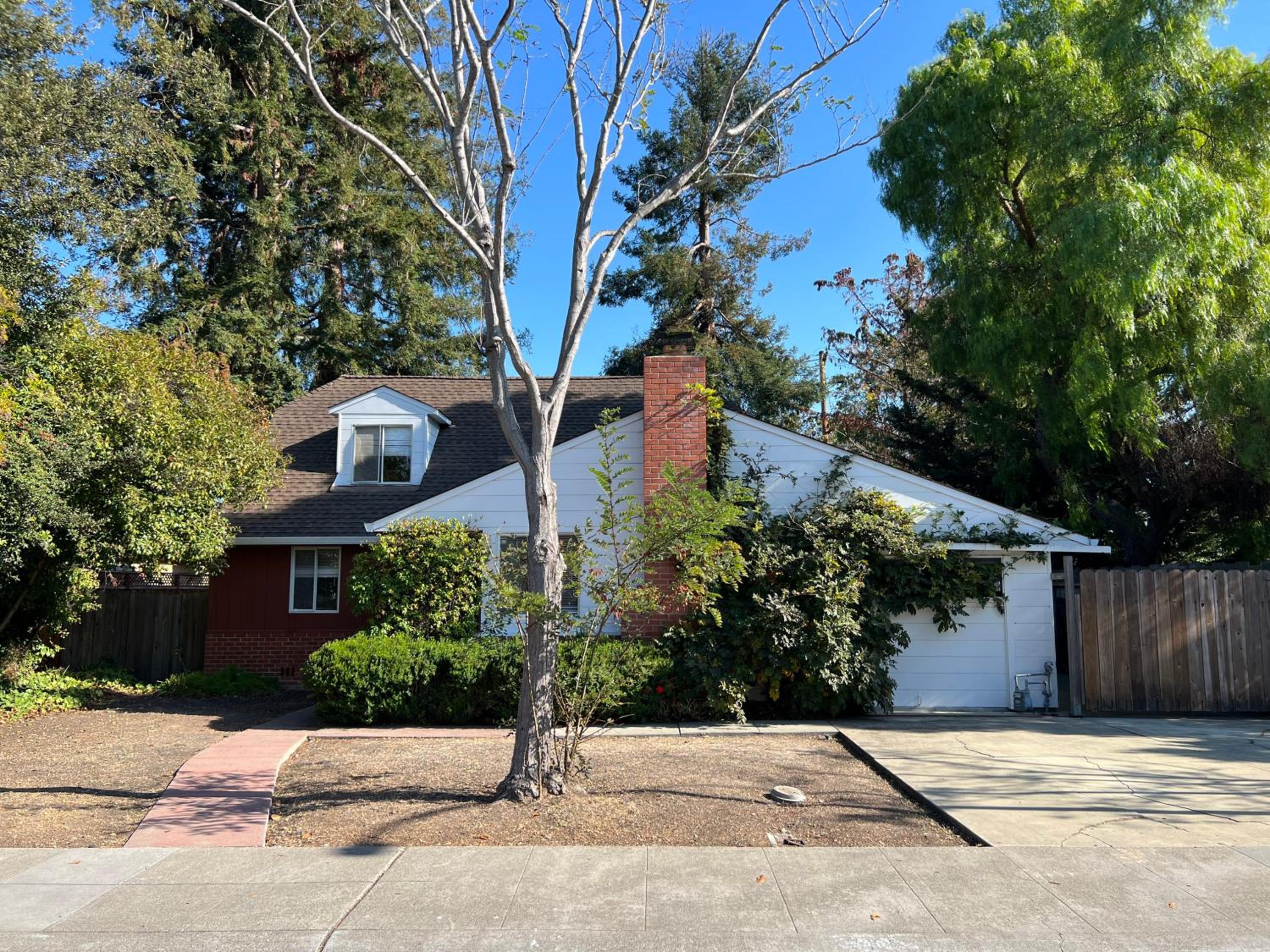 Startup House Palo Alto view 5